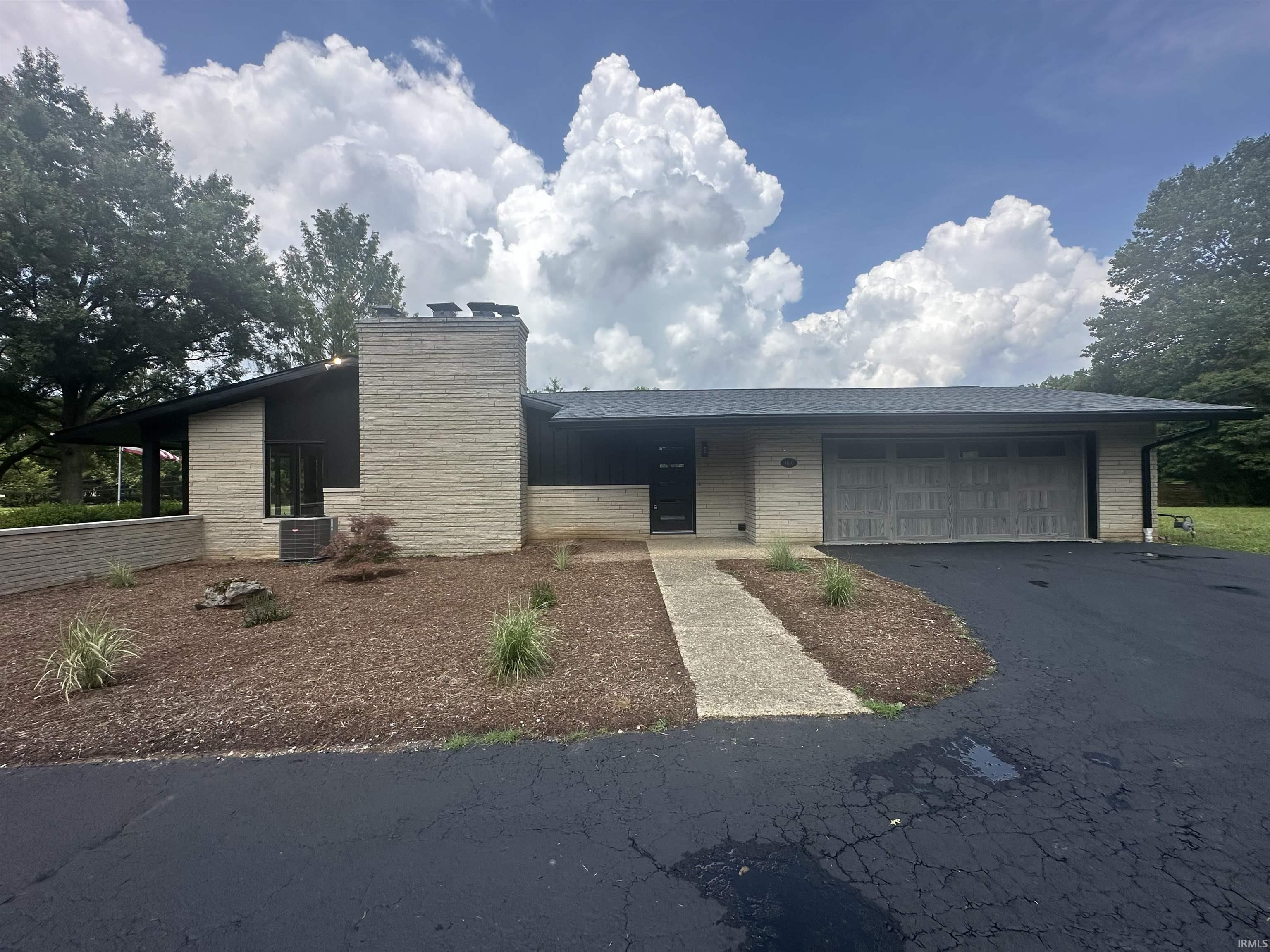 4810 E State Road 45