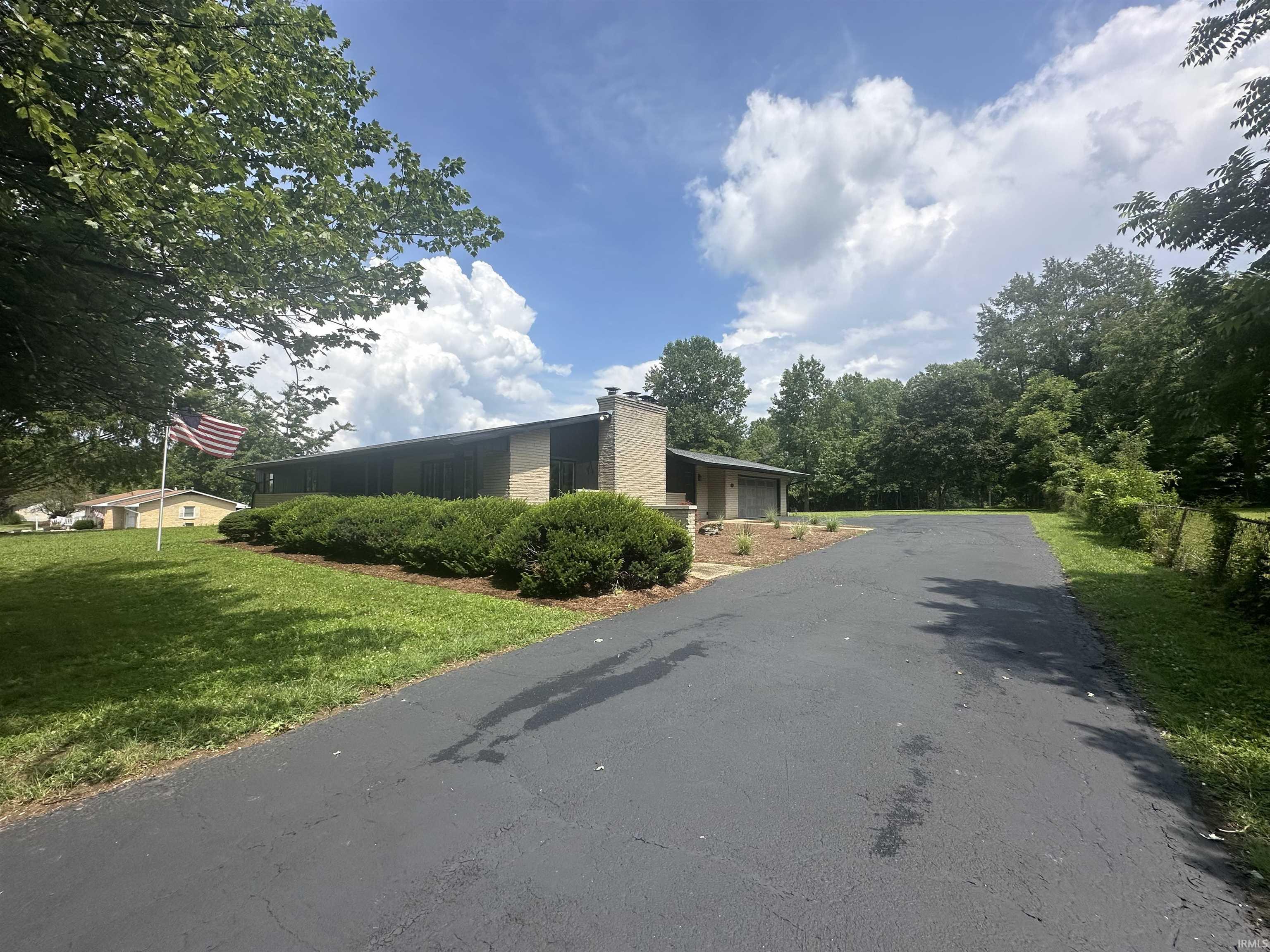 4810 E State Road 45