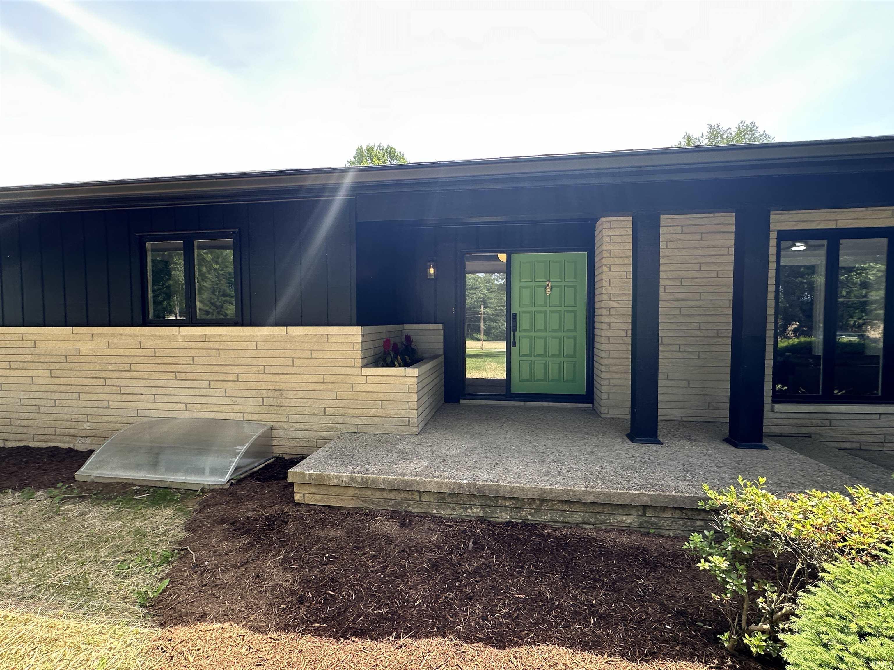 4810 E State Road 45