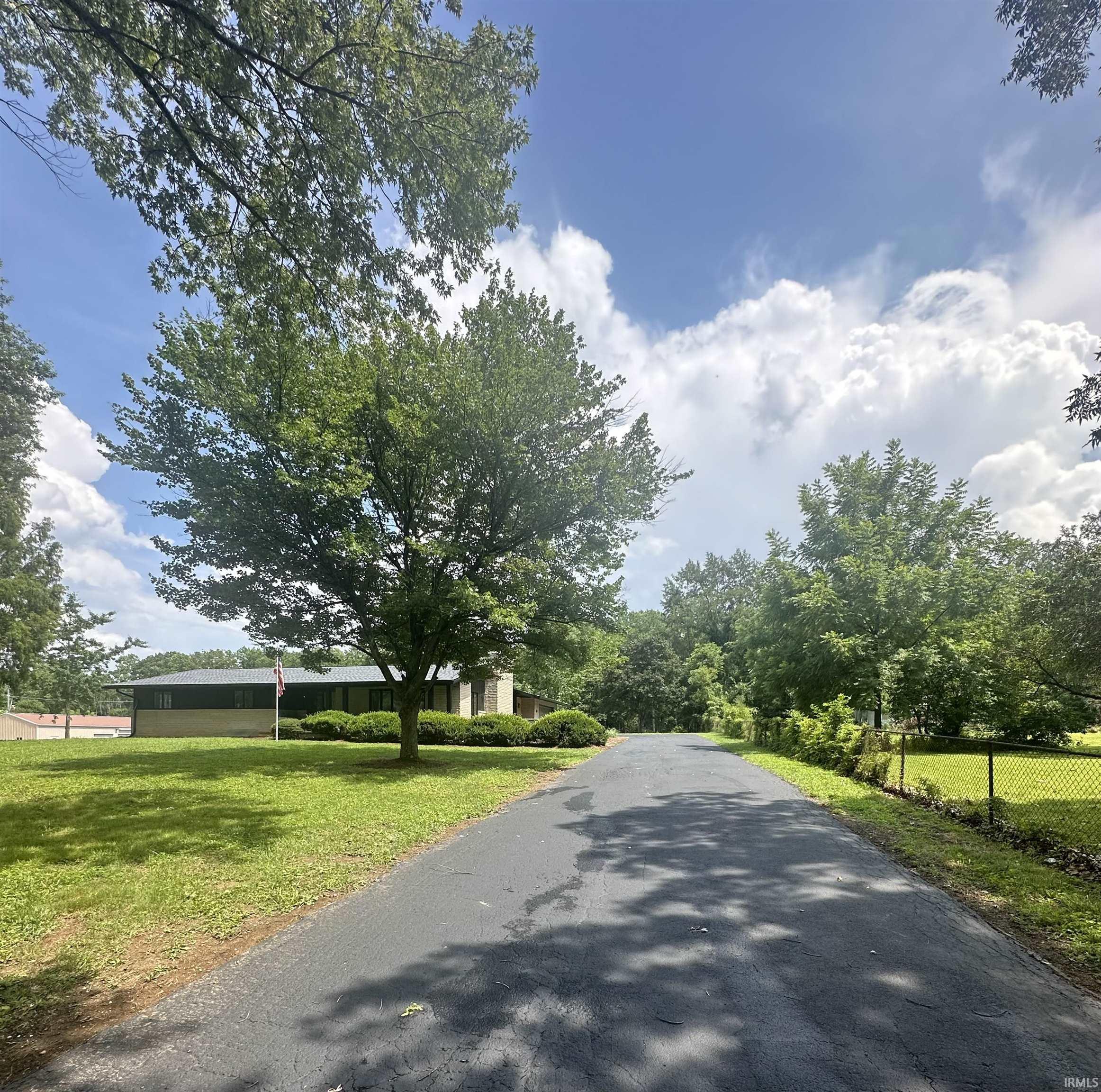 4810 E State Road 45