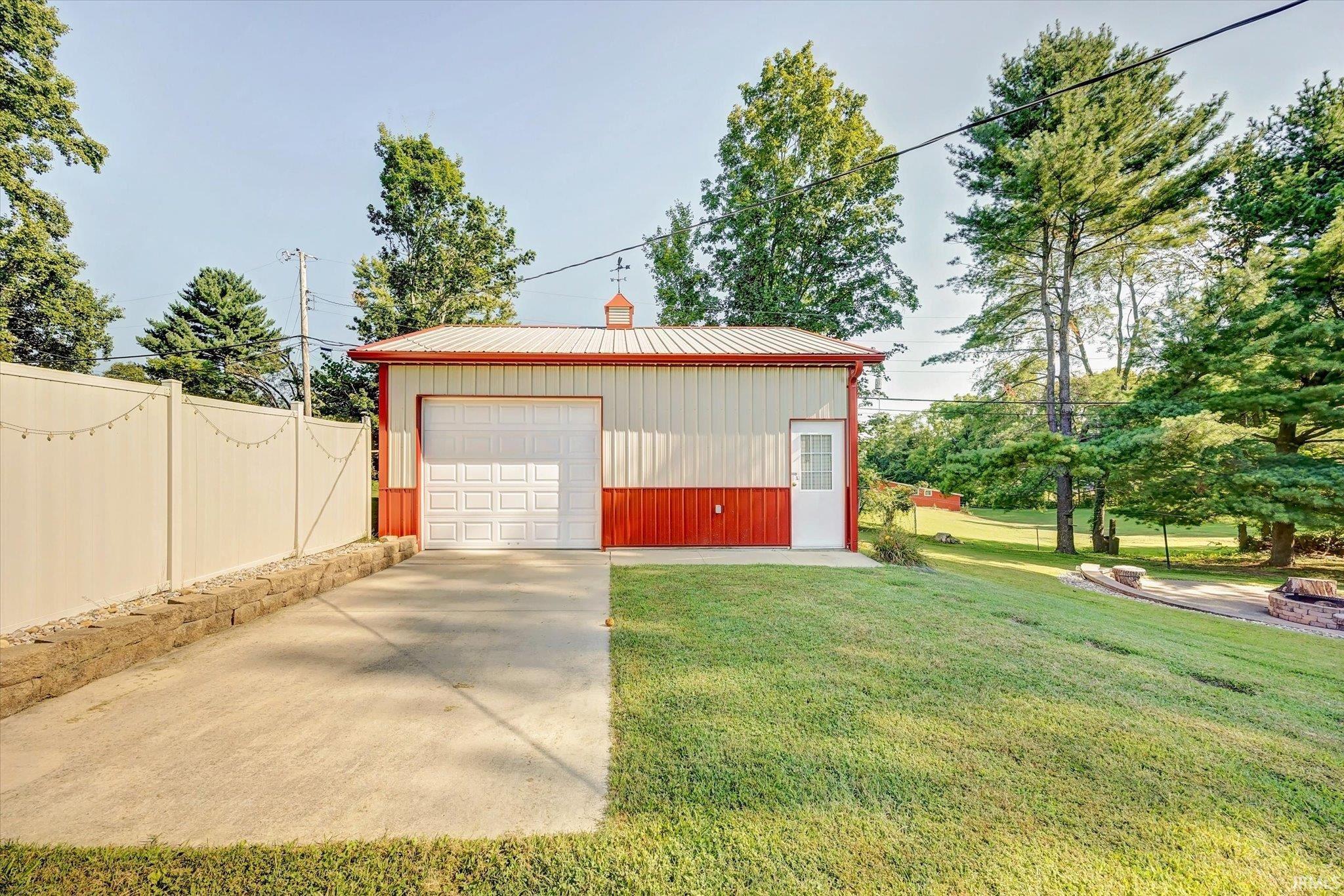 4150 W Craig Drive
