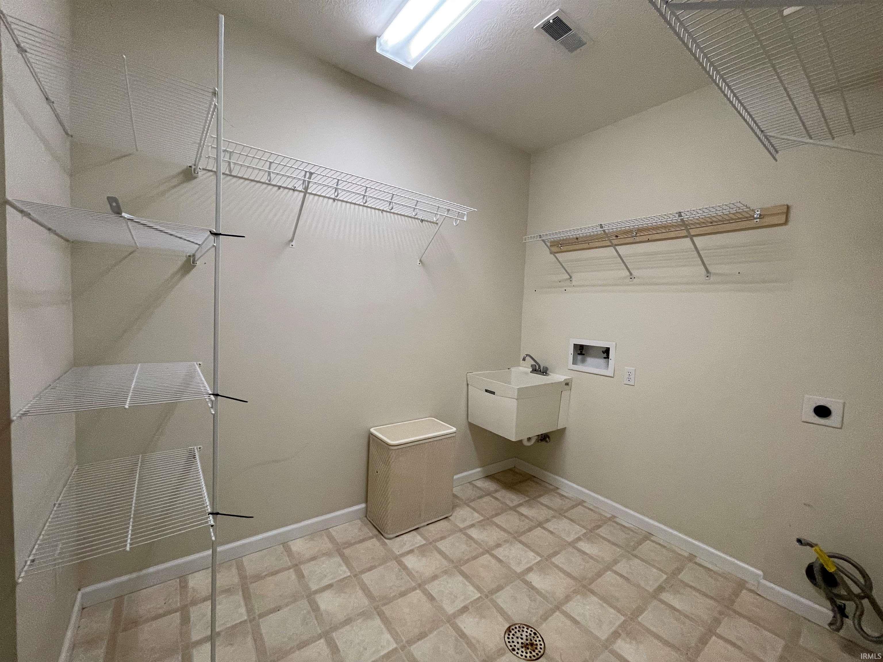 2554 W Double Down Court
