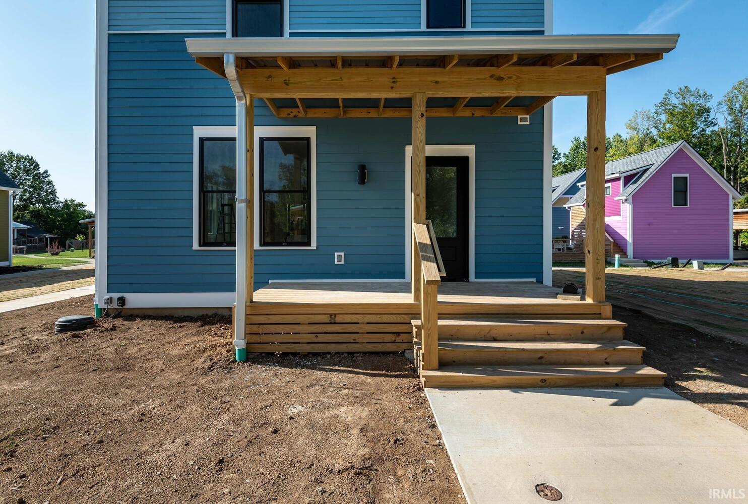 1258 E Short Street