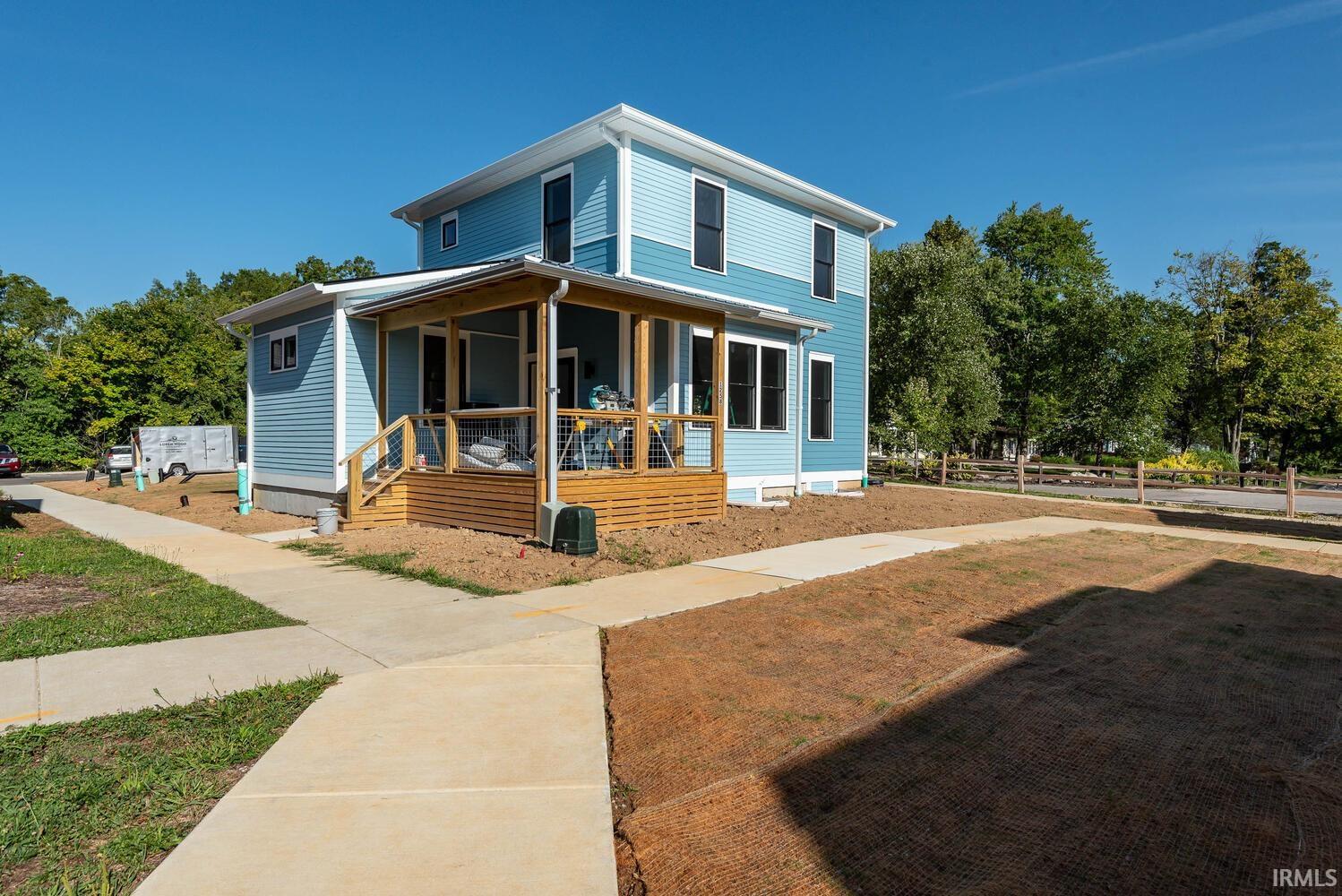 1258 E Short Street