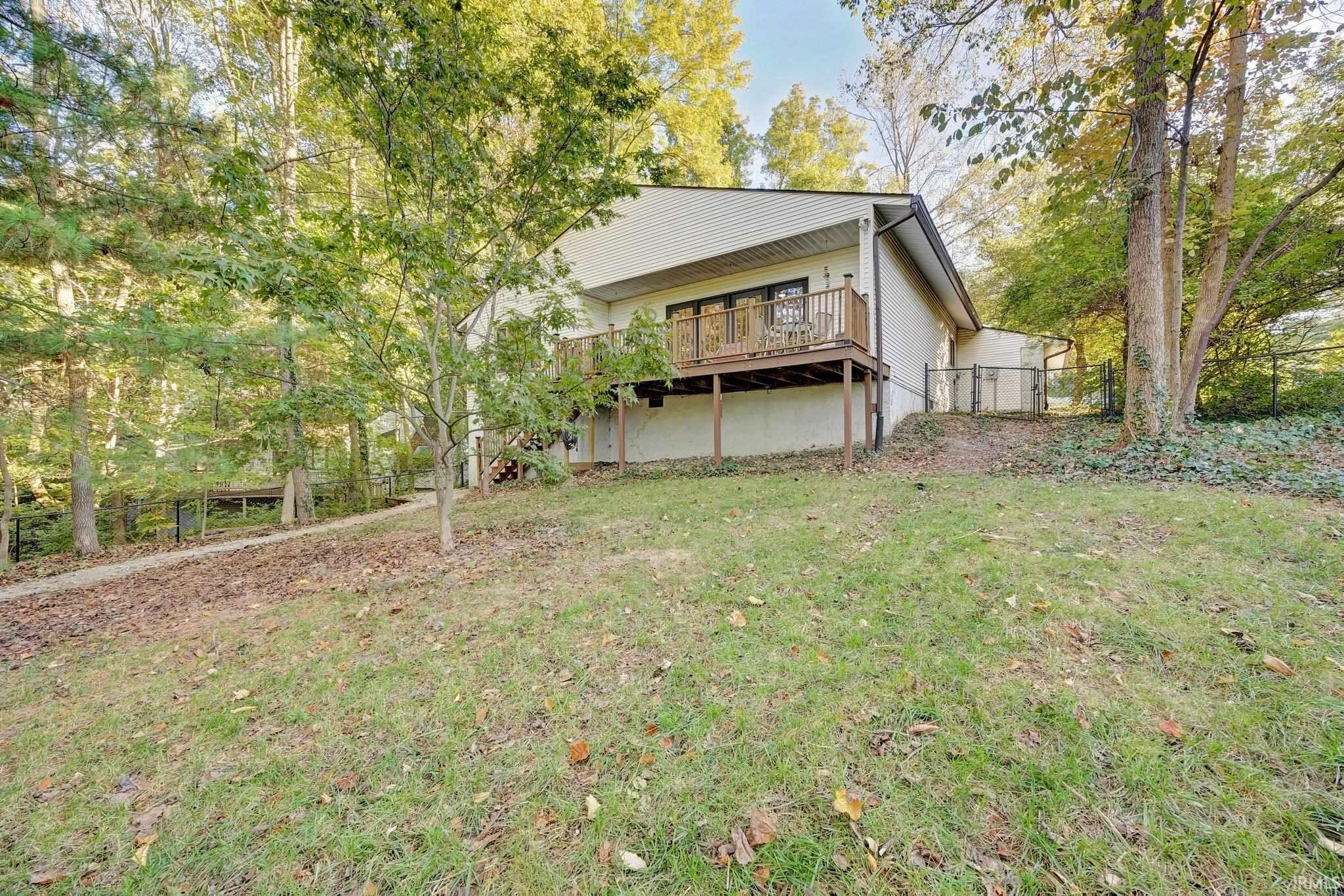 200 E Clover Lane