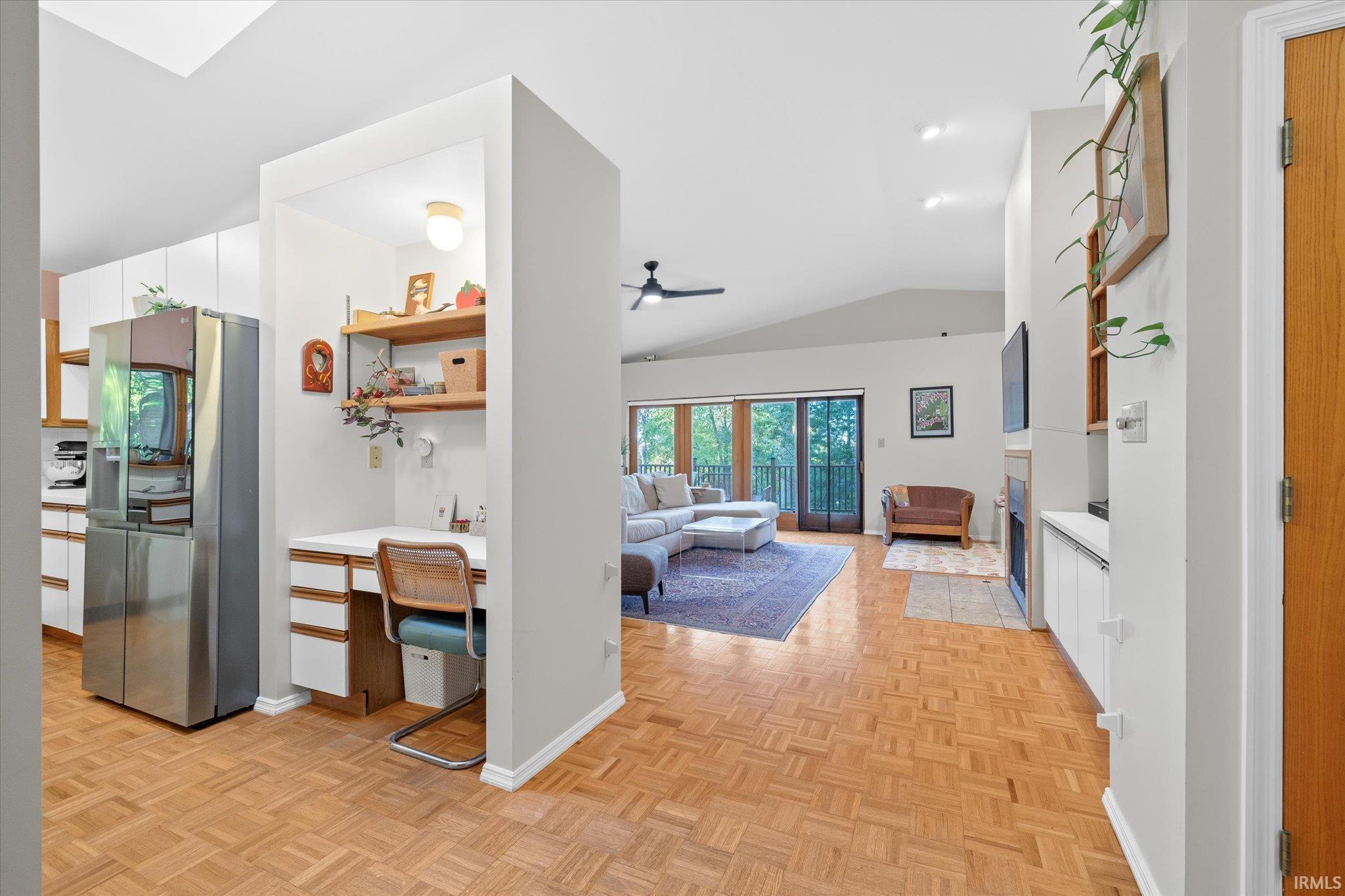 200 E Clover Lane