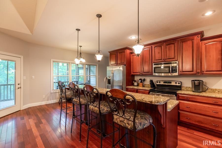 1565 E Tierney Court