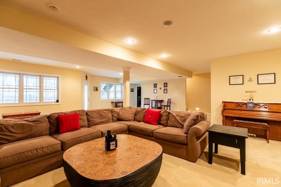 1565 E Tierney Court