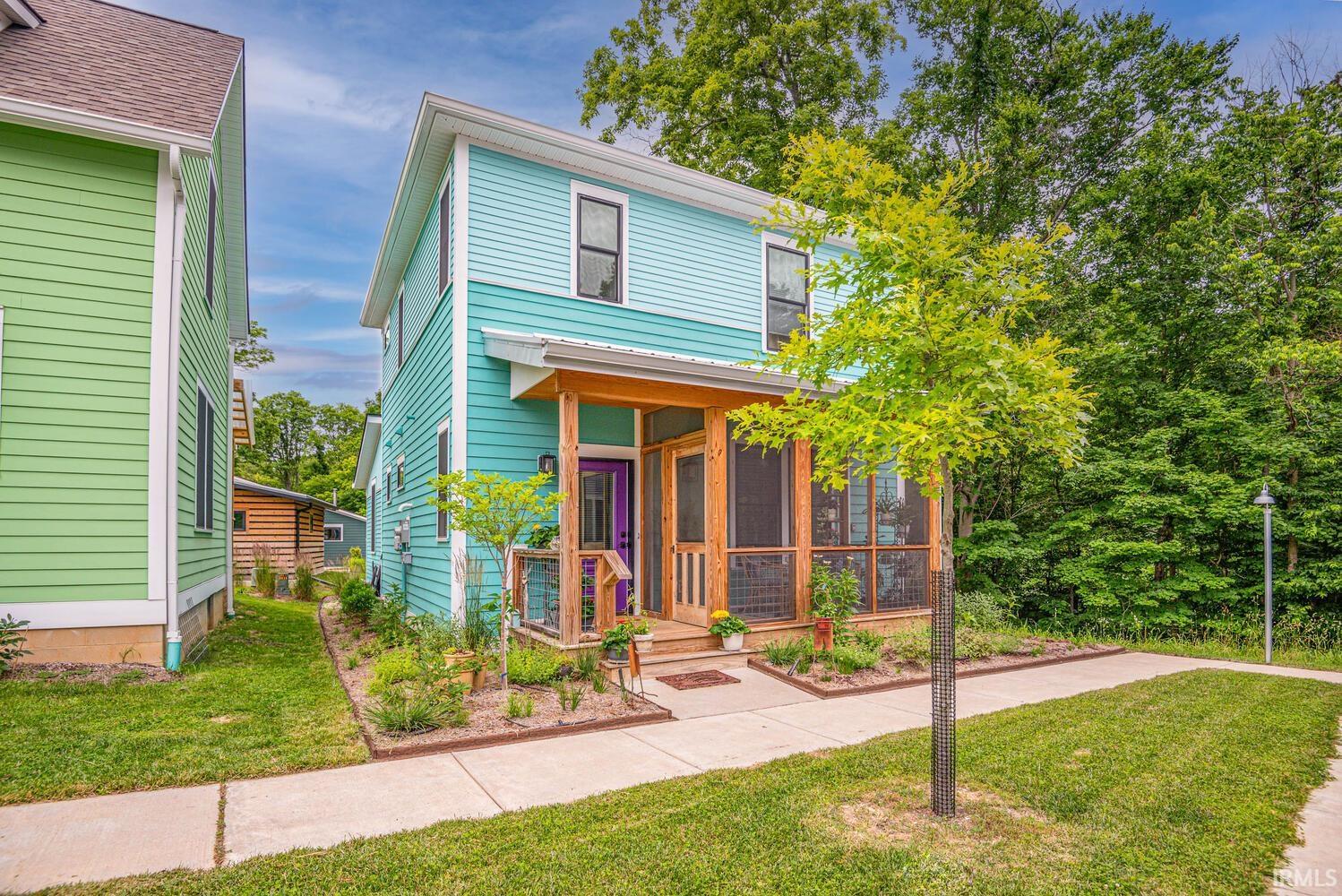 1324 E Short Street
