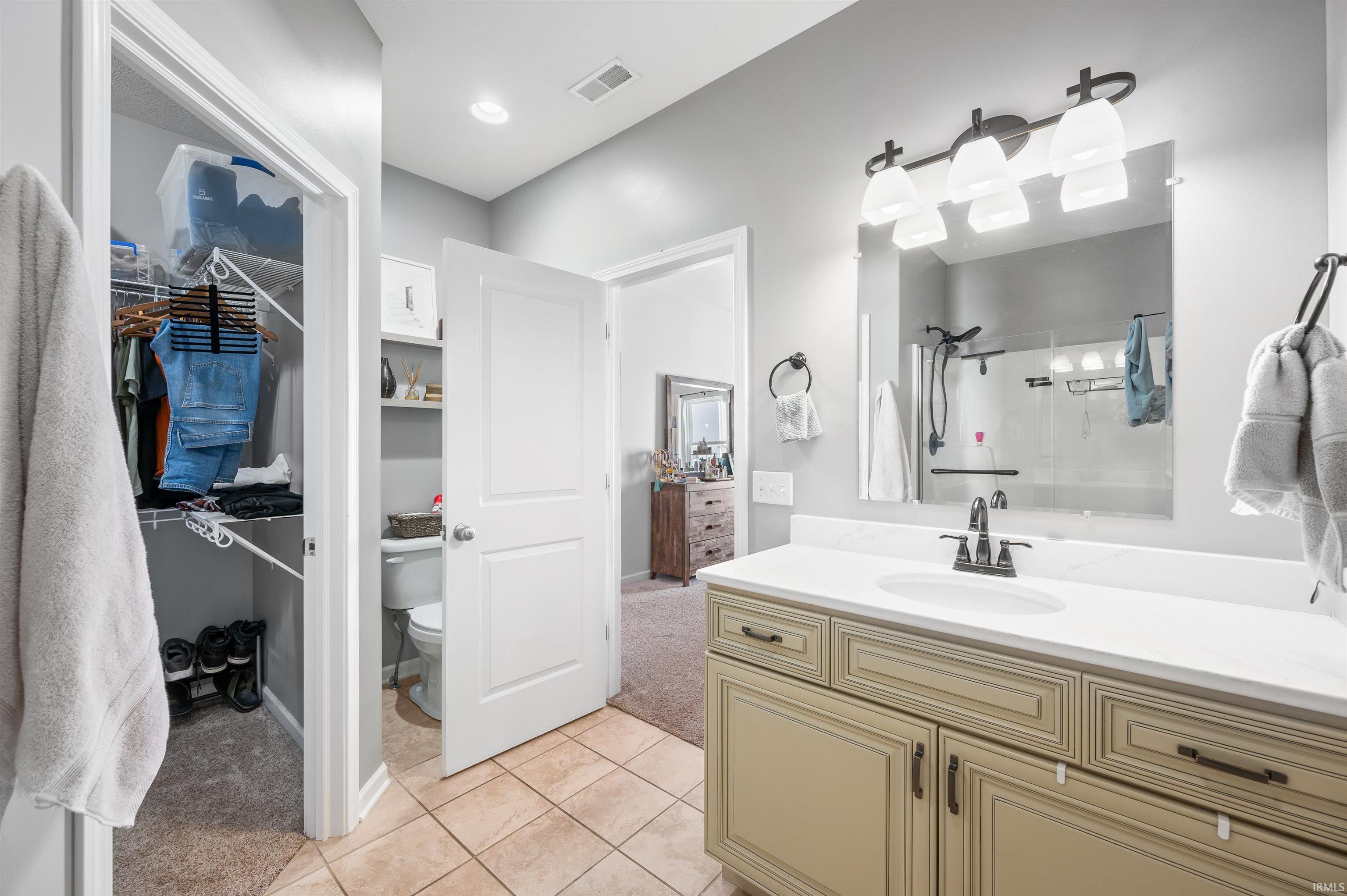 5732 W Daffodil Court