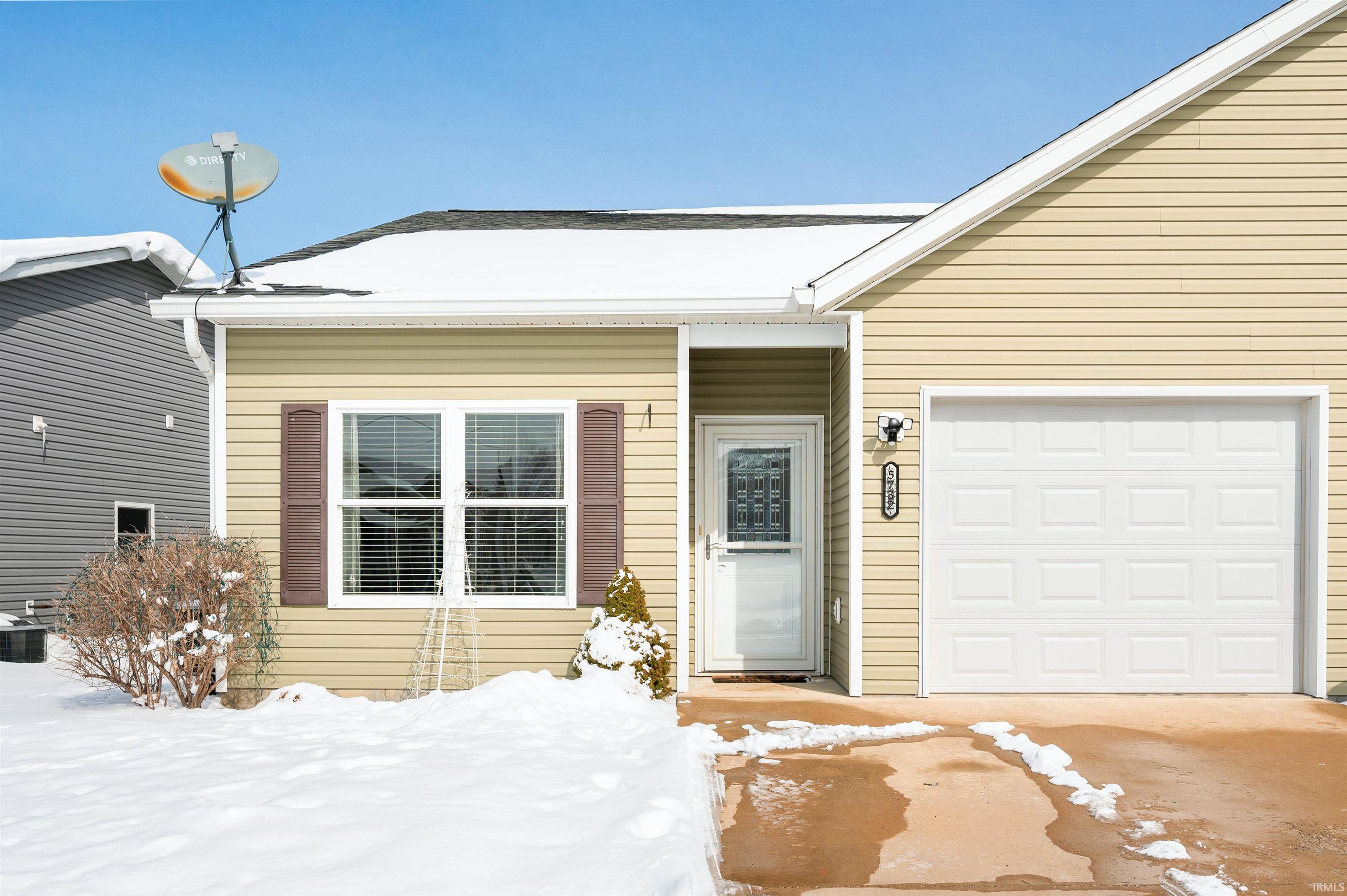 5732 W Daffodil Court