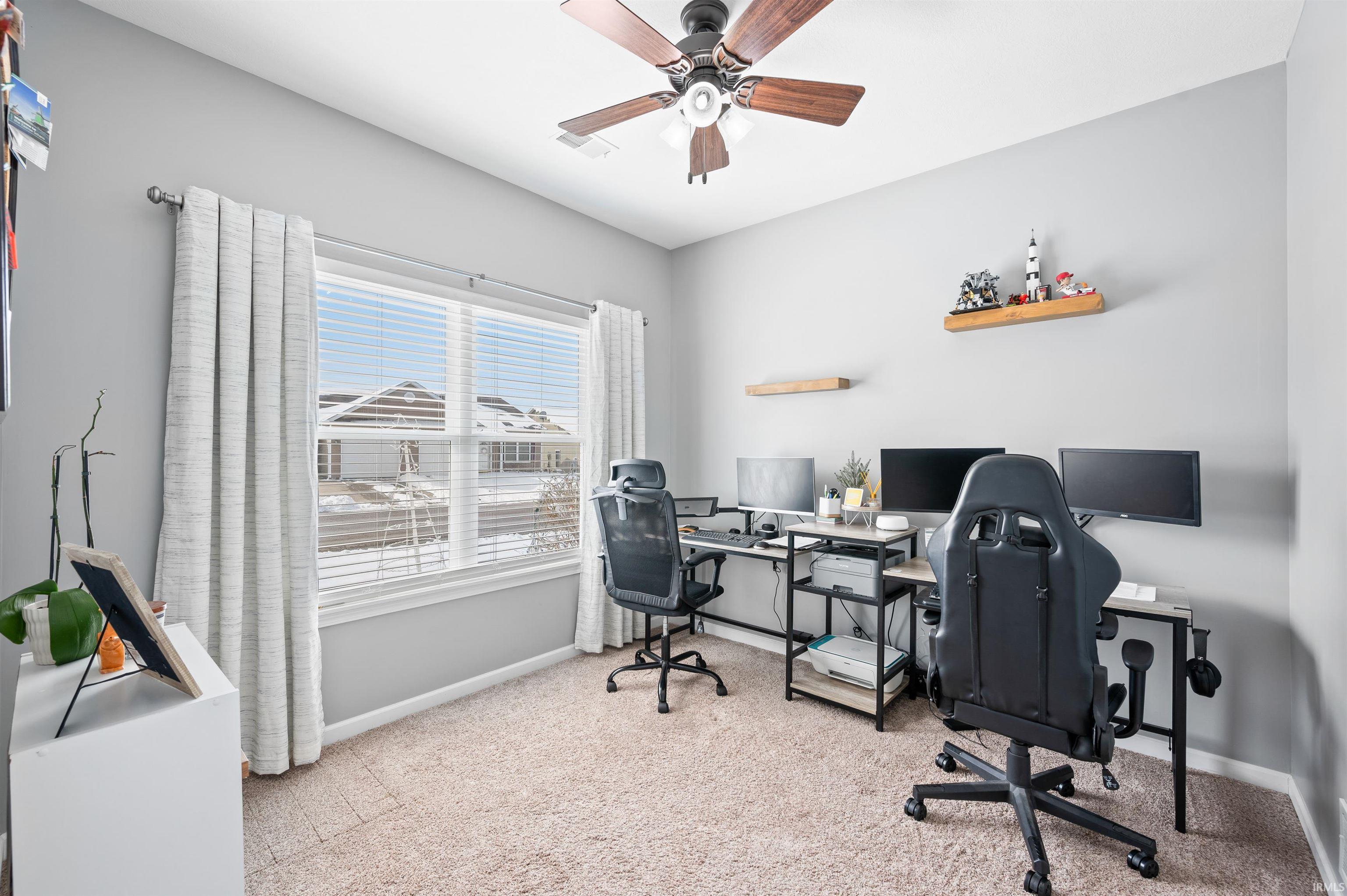 5732 W Daffodil Court