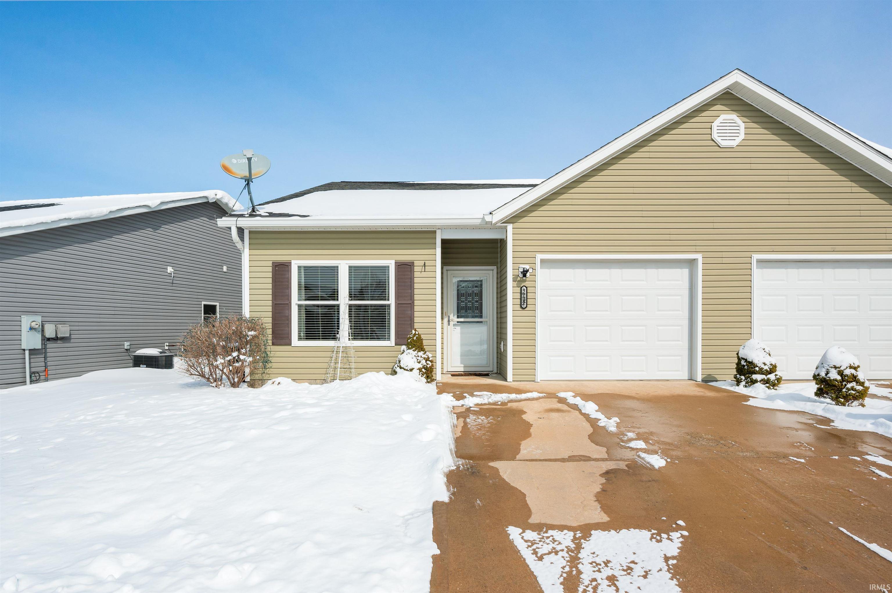 5732 W Daffodil Court