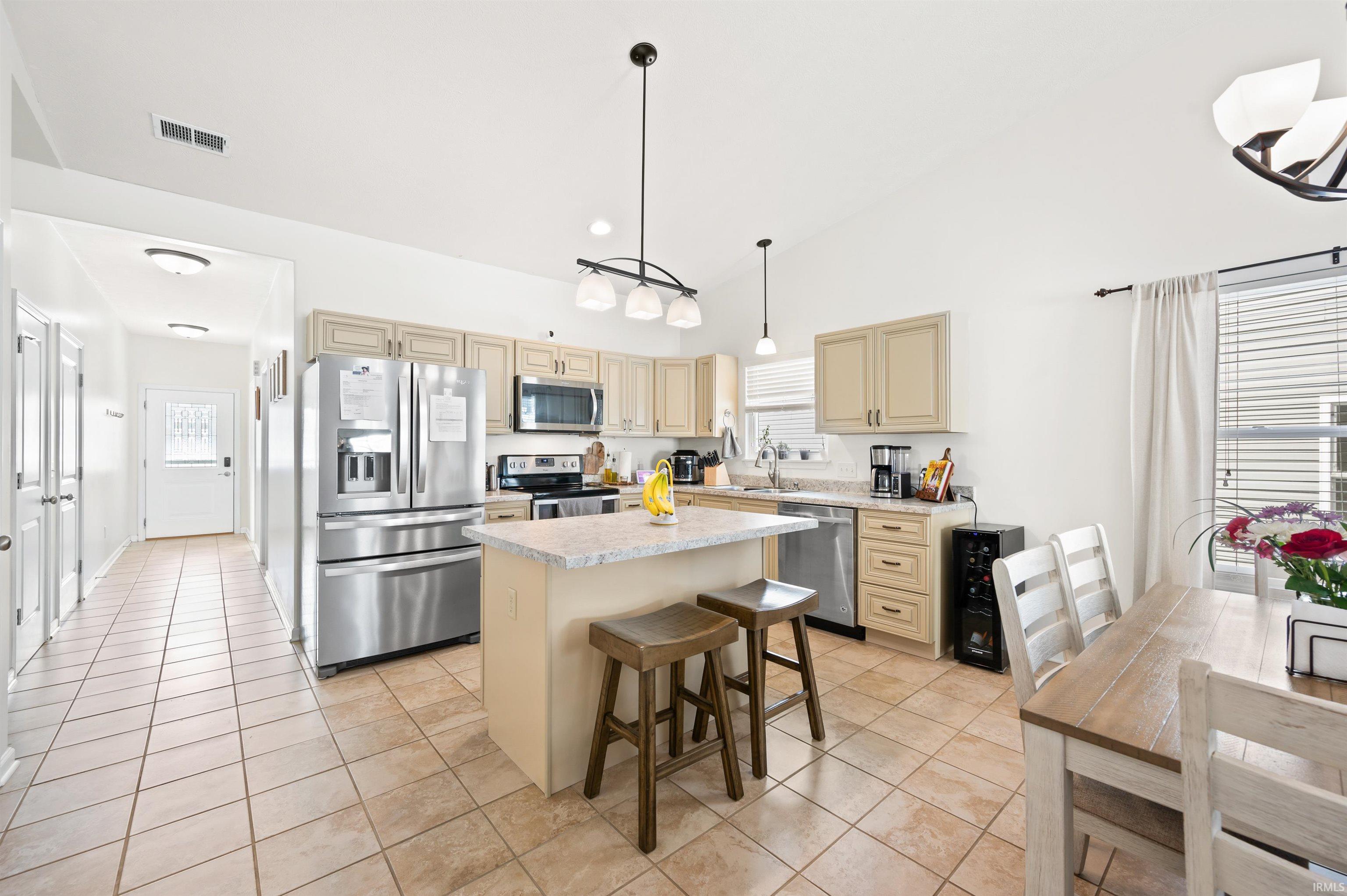 5732 W Daffodil Court
