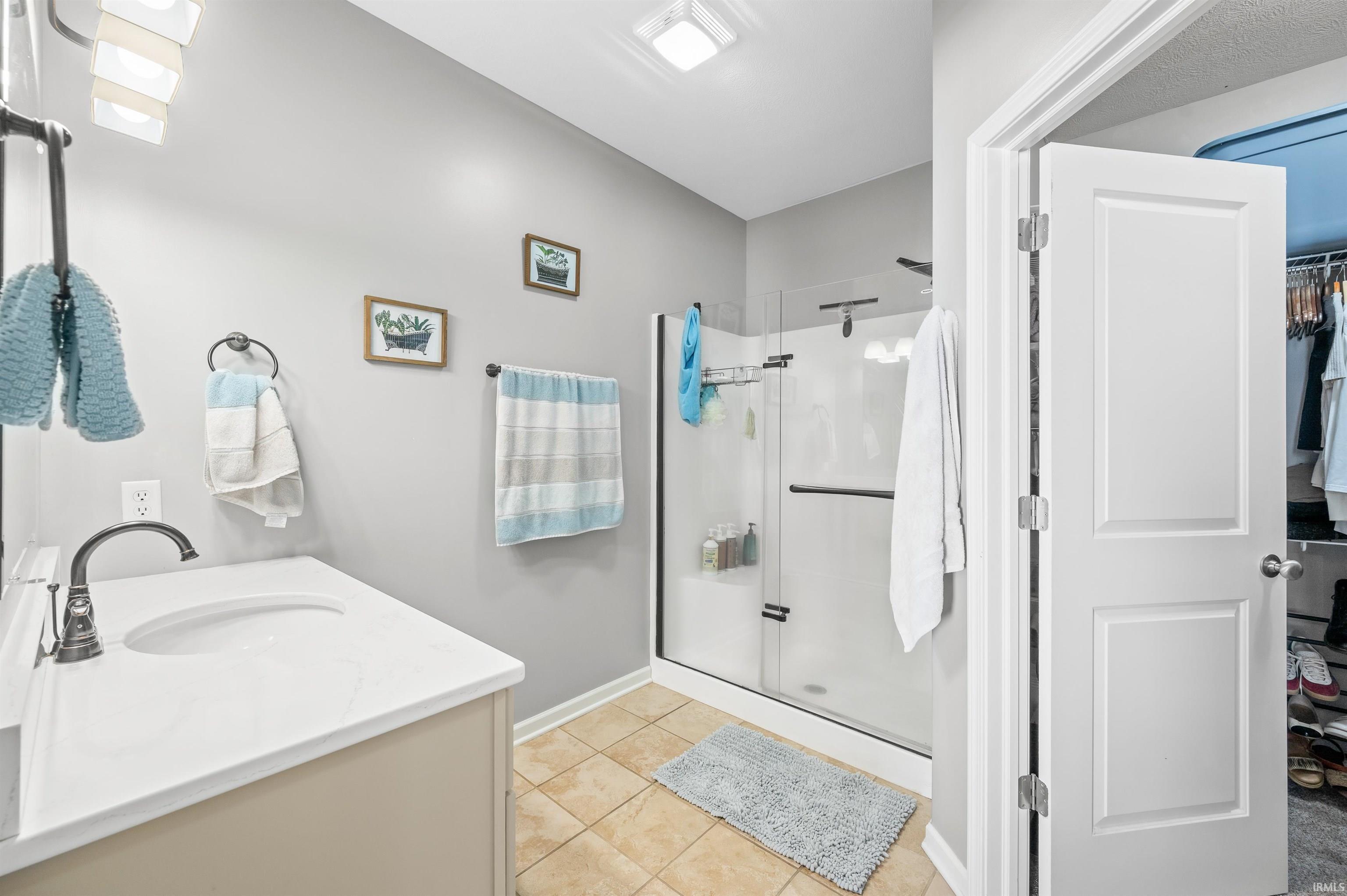 5732 W Daffodil Court