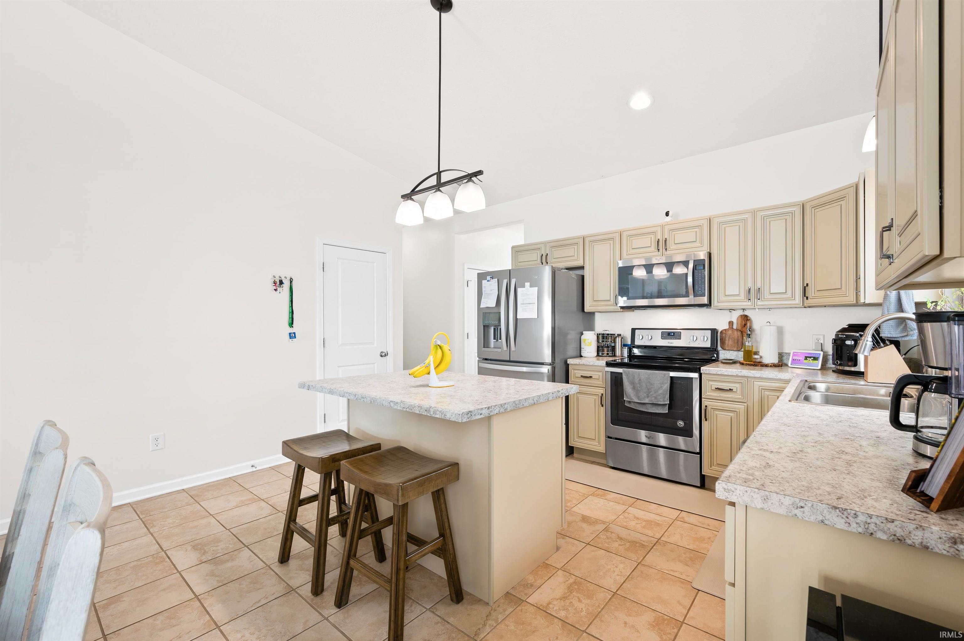 5732 W Daffodil Court