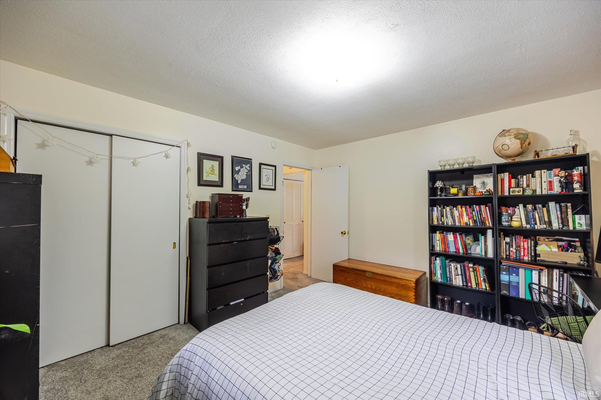837 W 6th Street