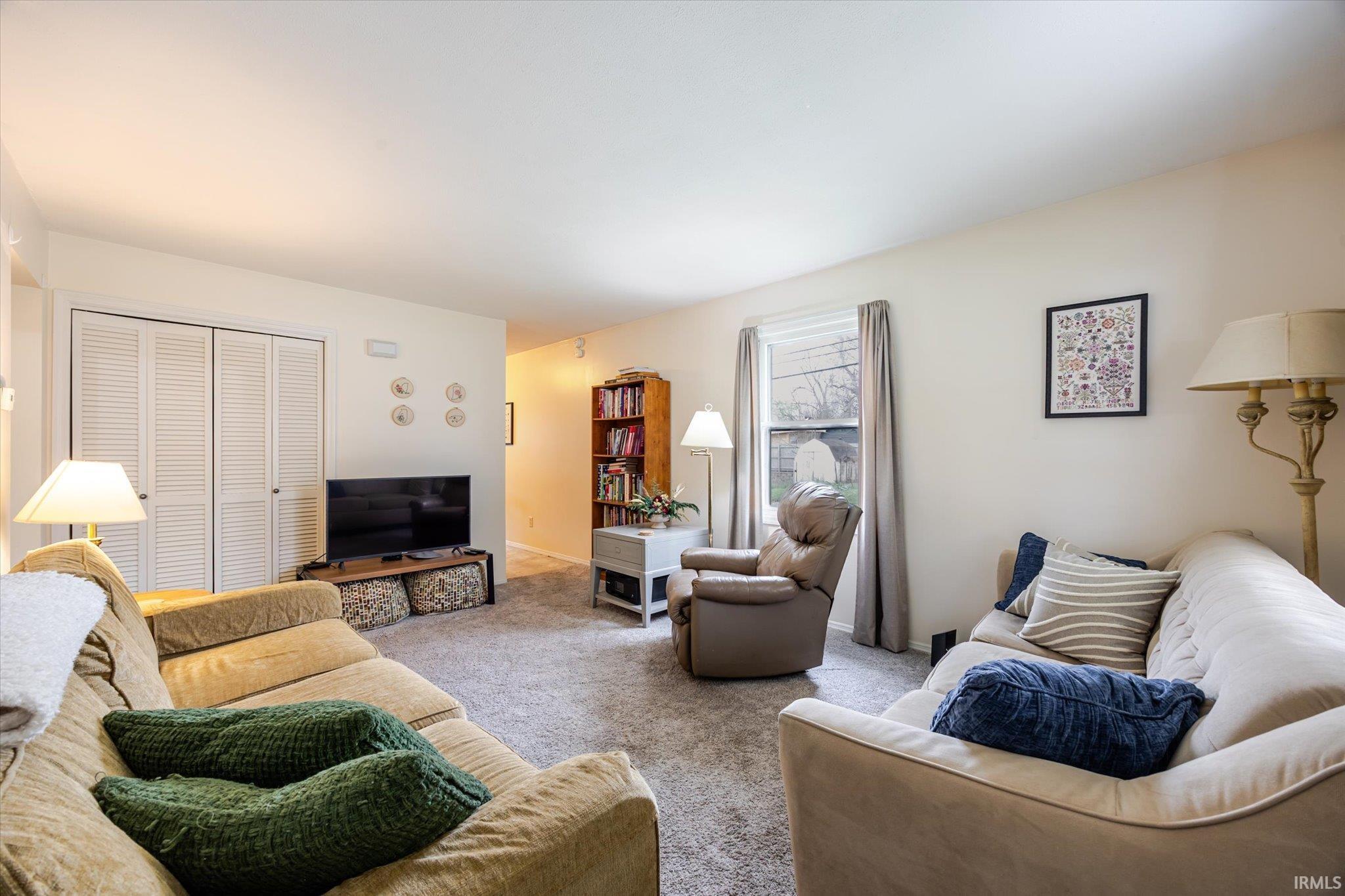 837 W 6th Street