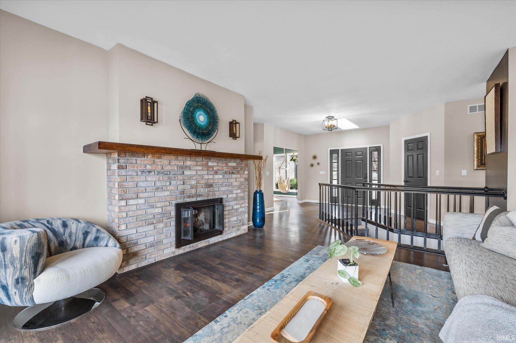 2344 E Linden Hill Drive