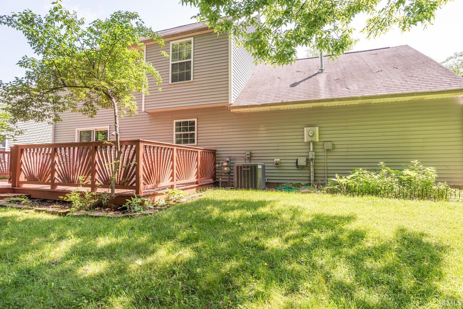 2242 S Sweetbriar Circle