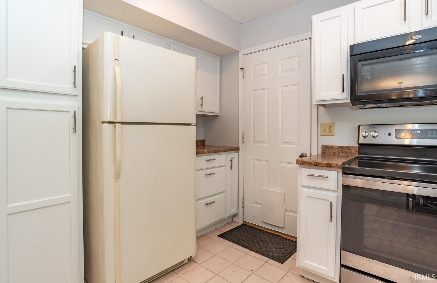 2242 S Sweetbriar Circle