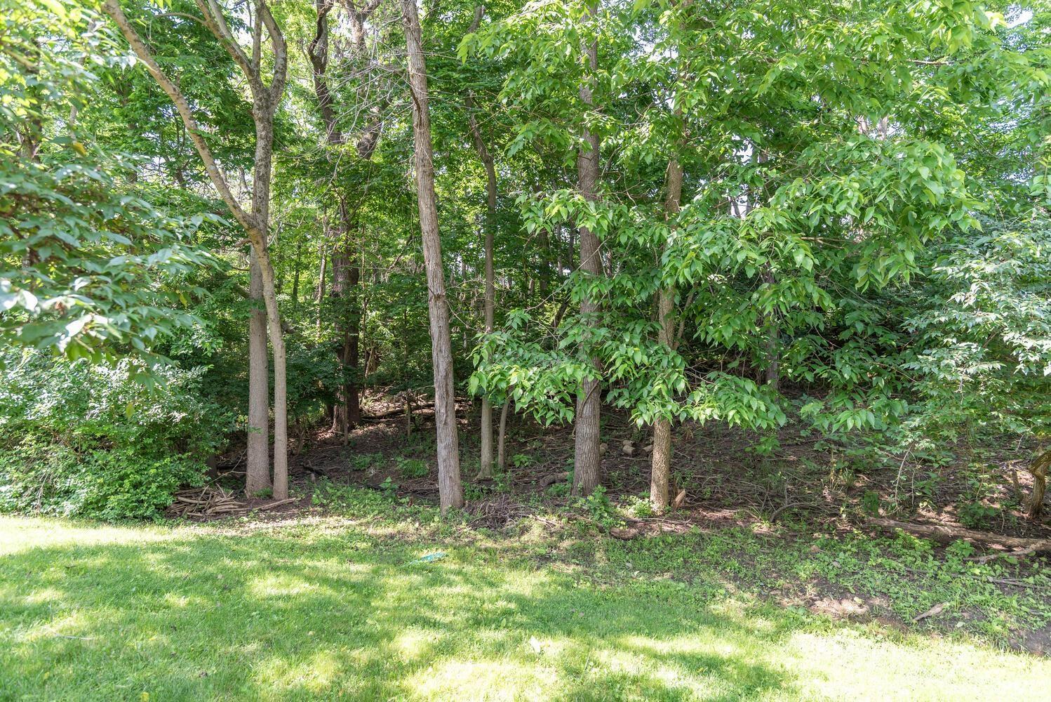 2242 S Sweetbriar Circle