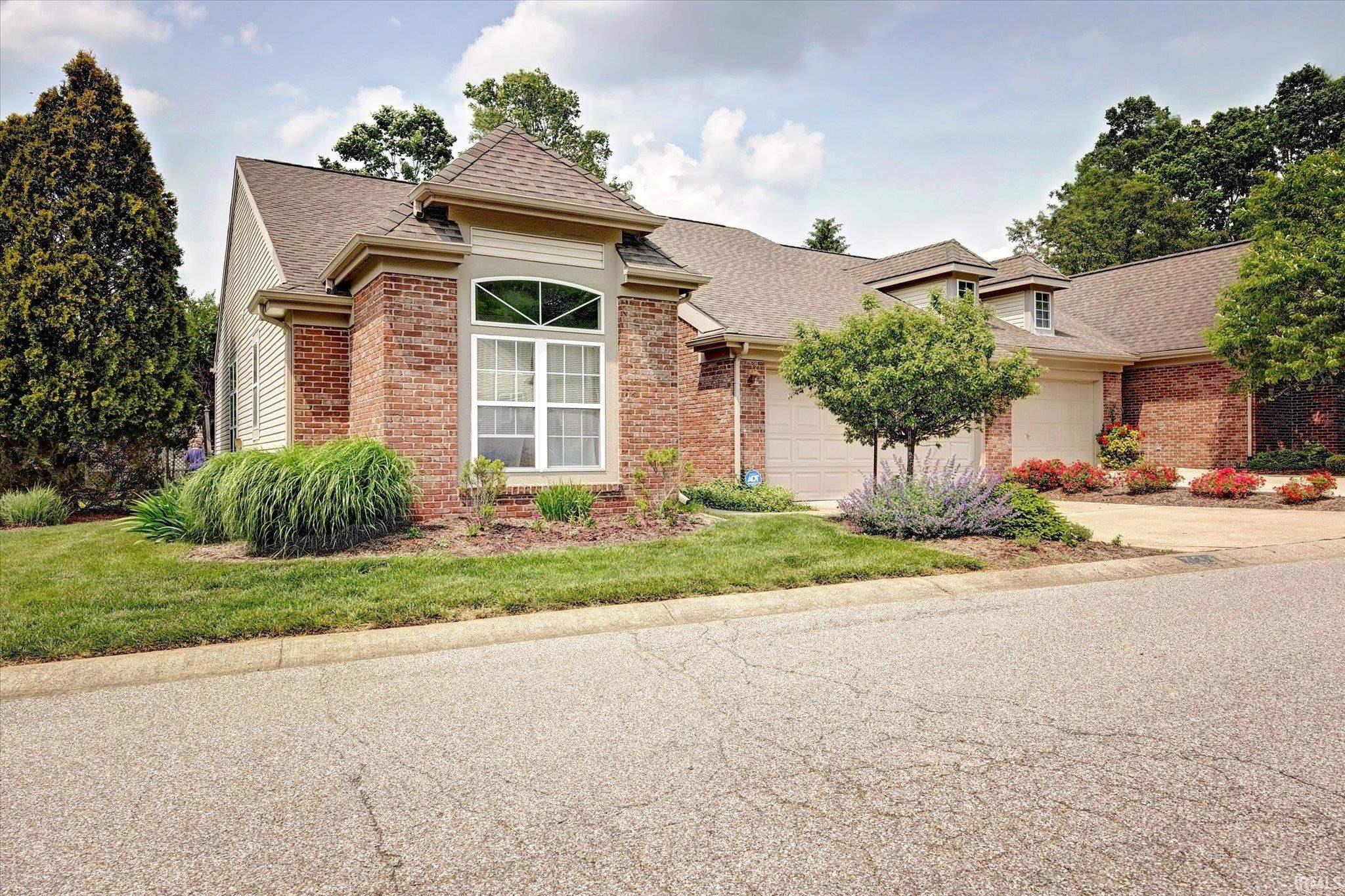 723 E Moss Creek Drive