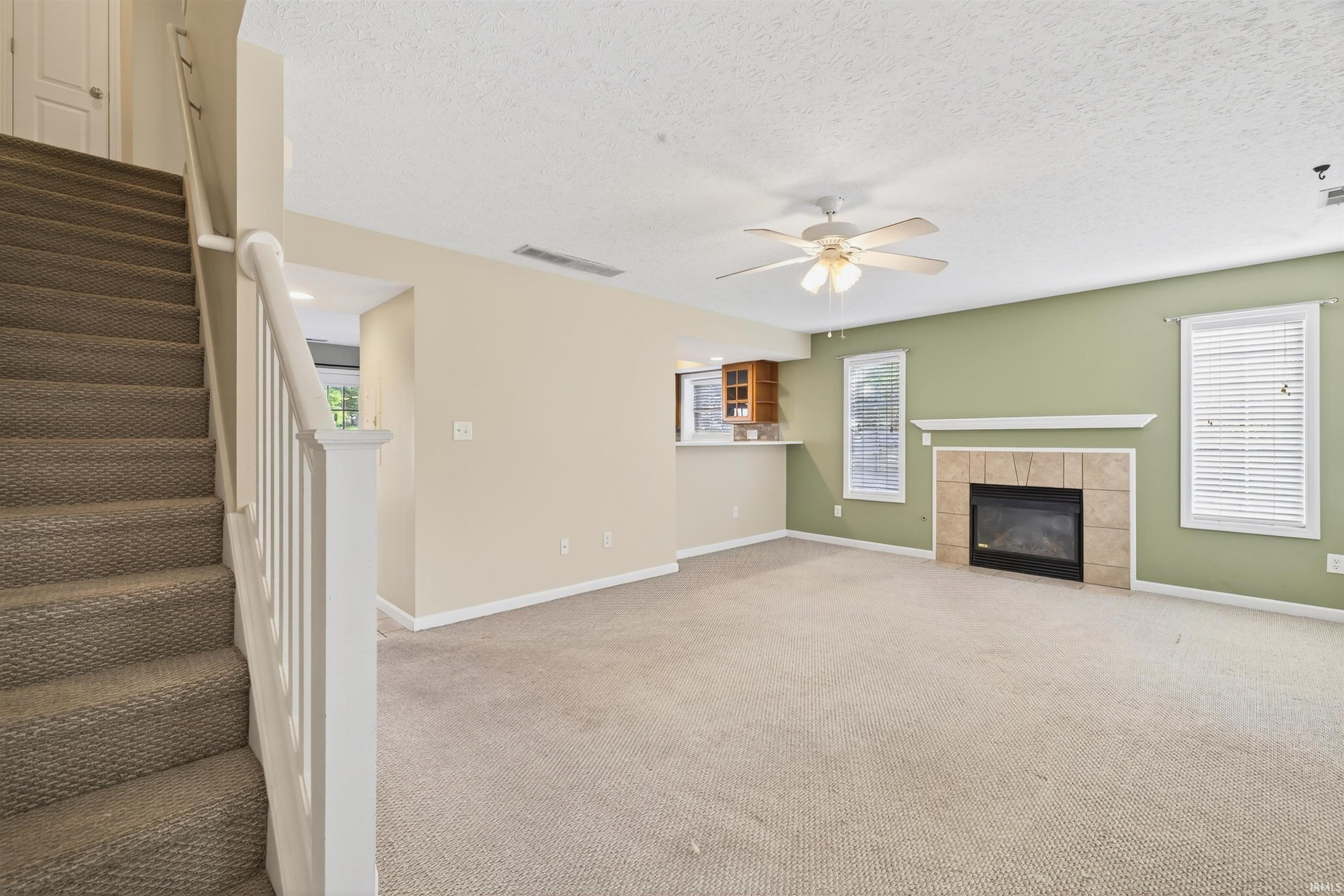 2748 E Bressingham Way