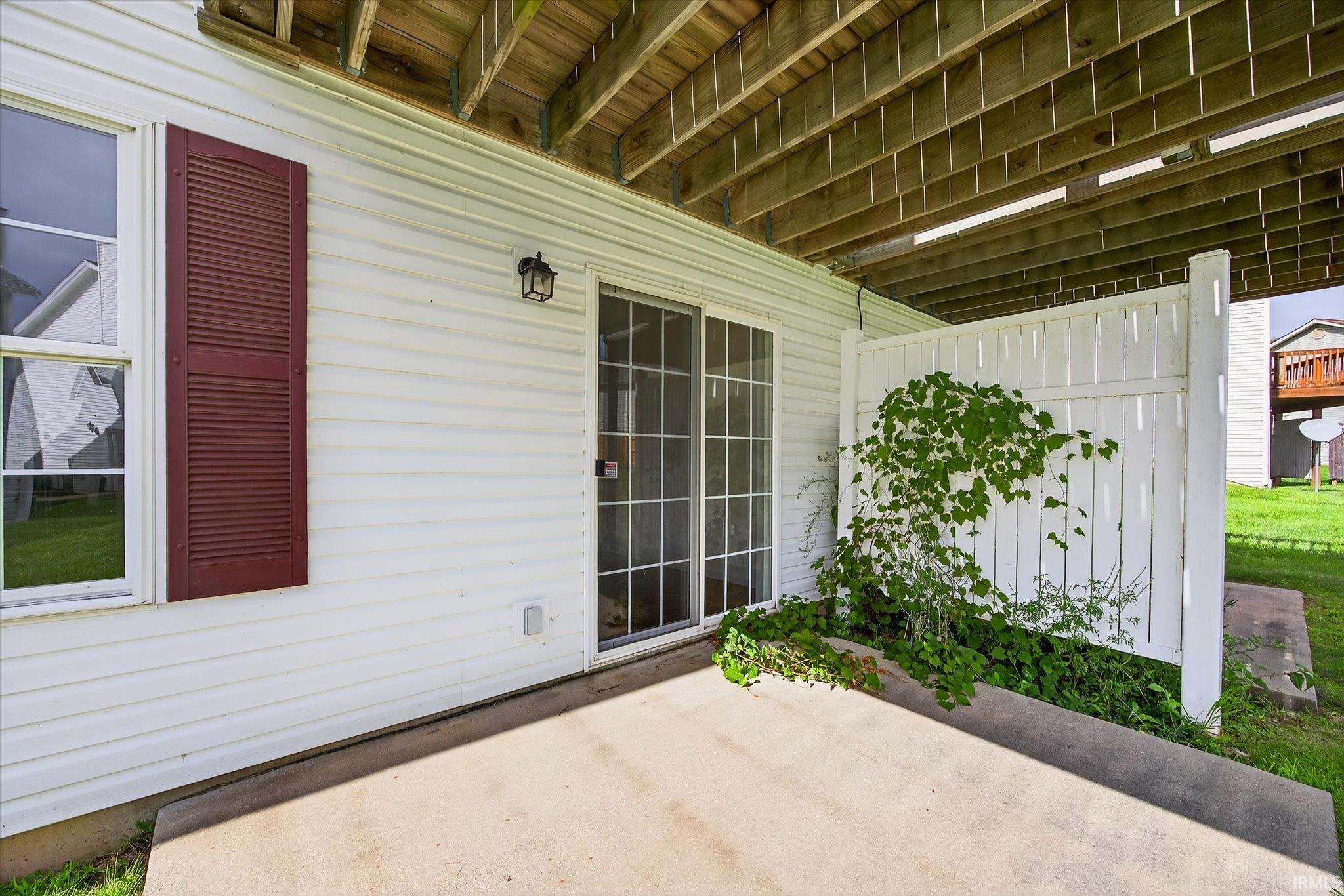 2627 E Oaklawn Court