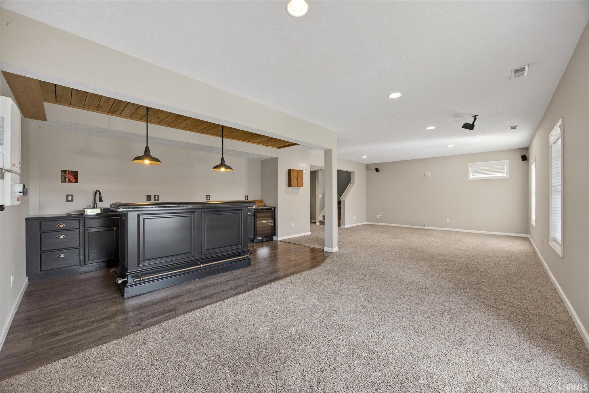 1982 E Cheyanne Lane