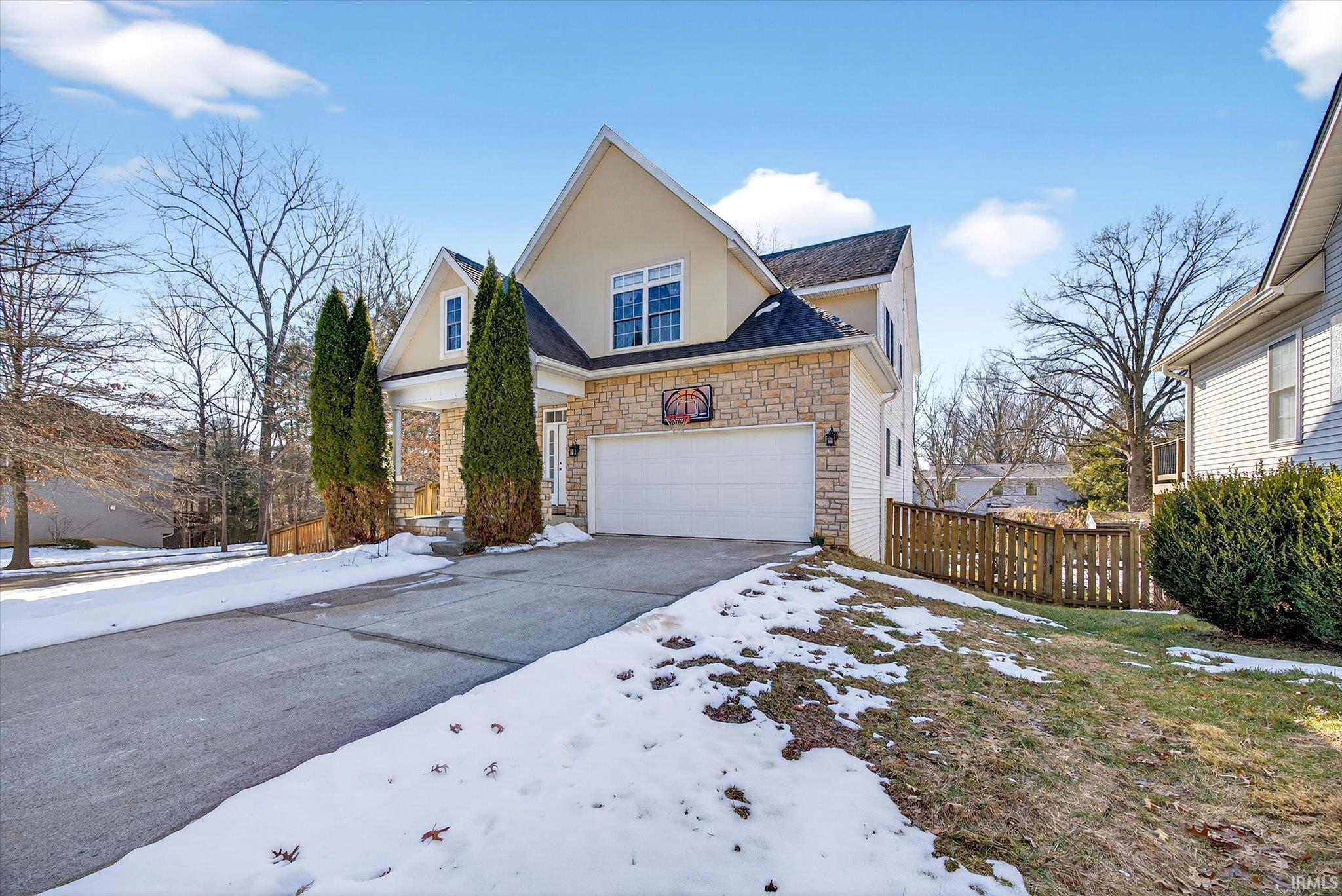 1982 E Cheyanne Lane