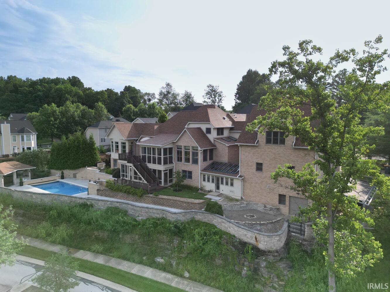 1817 E Cheyanne Lane