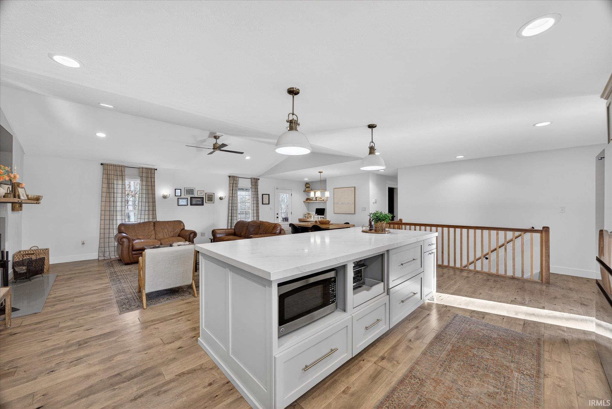8166 State Rd 43