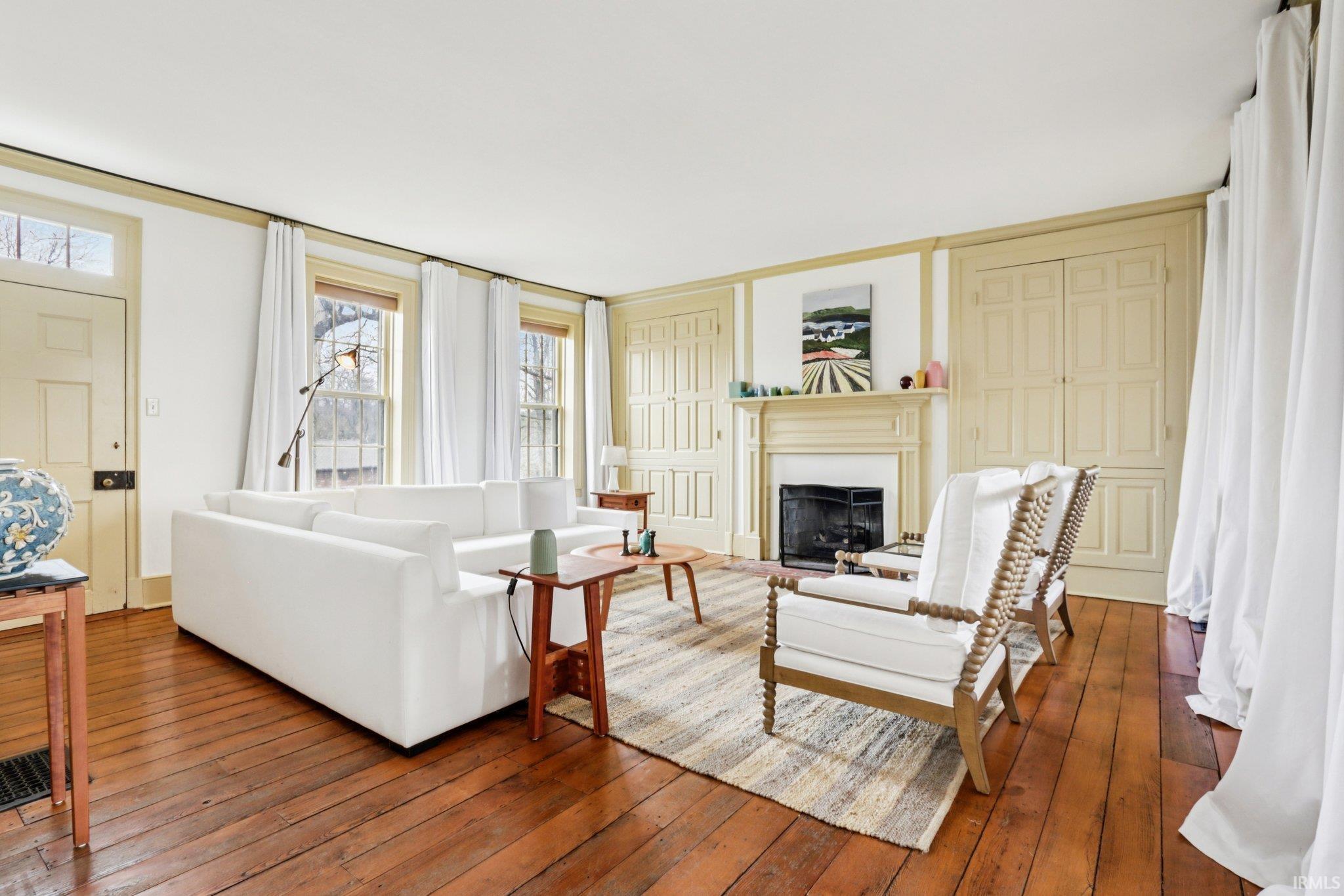 2001 E Hillside Drive Unit: 8
