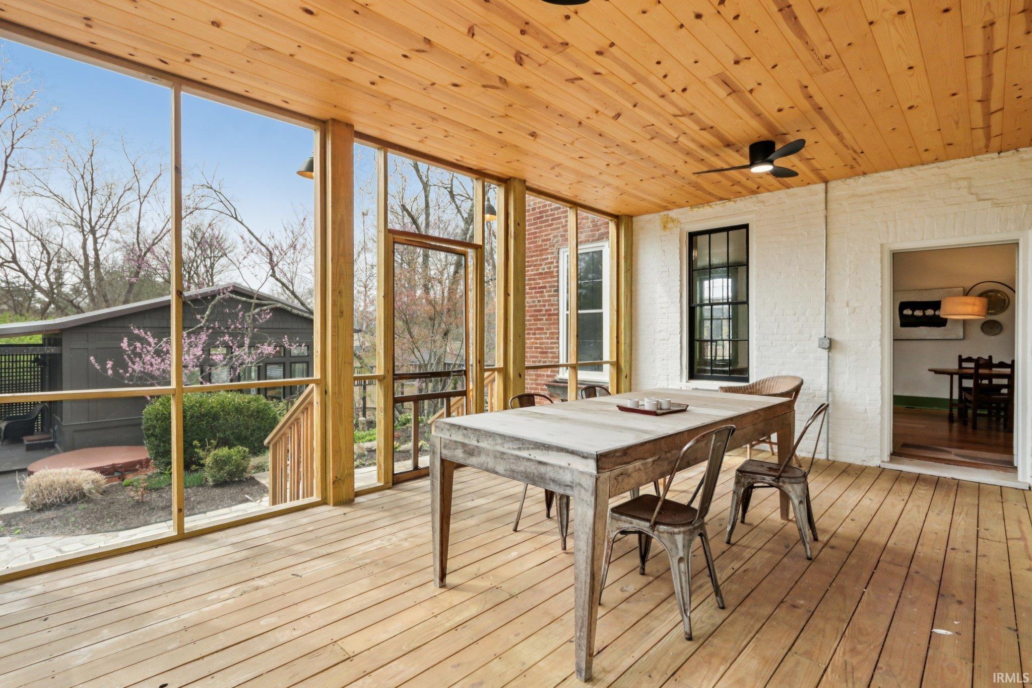 2001 E Hillside Drive Unit: 8