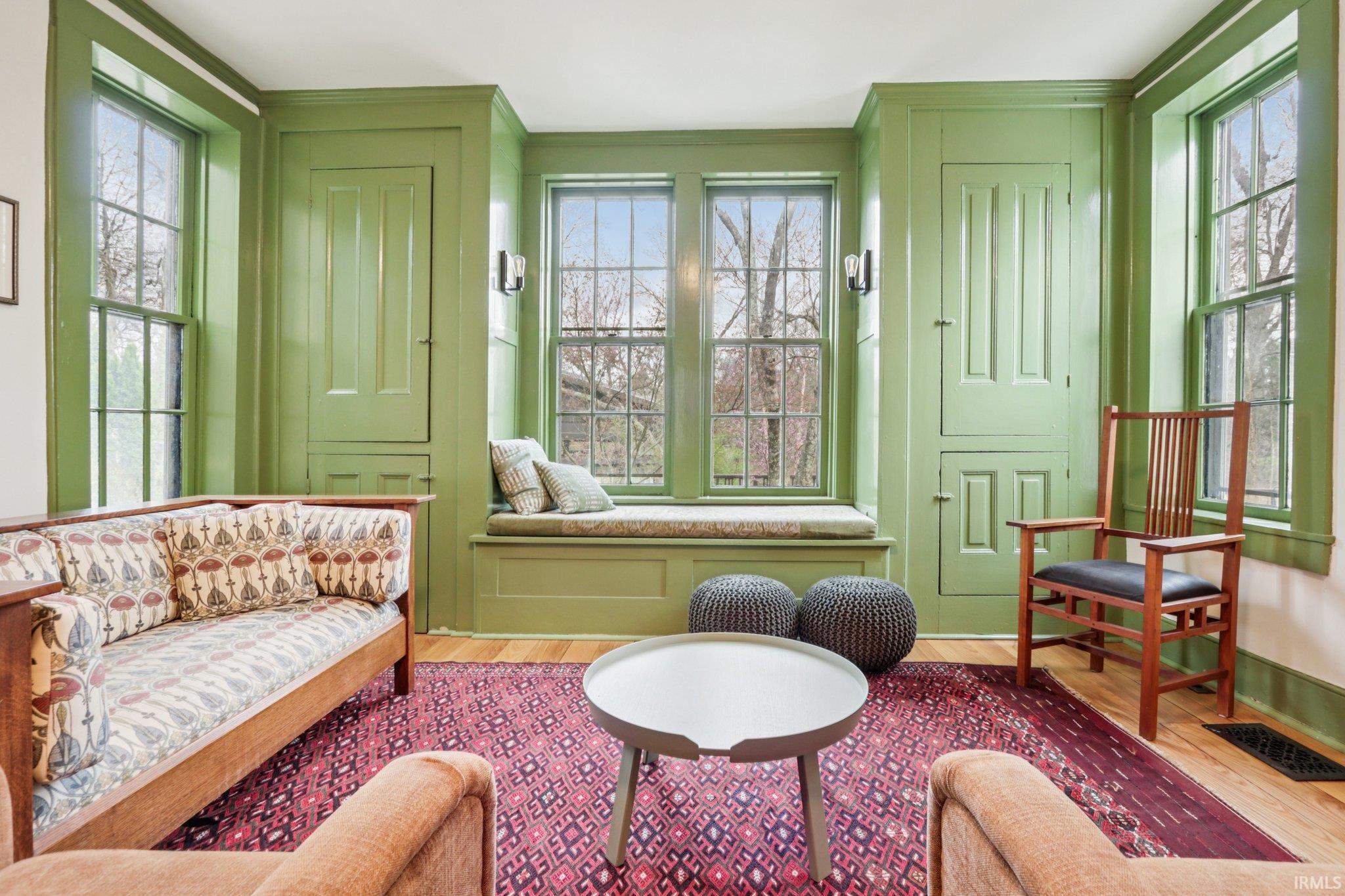 2001 E Hillside Drive Unit: 8