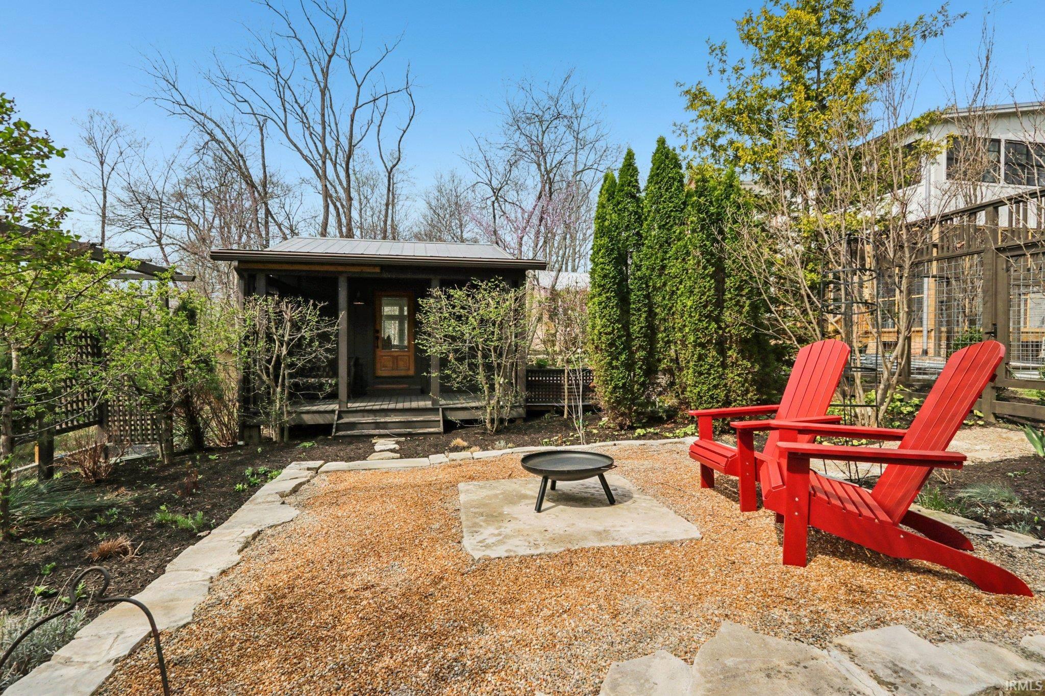 2001 E Hillside Drive Unit: 8