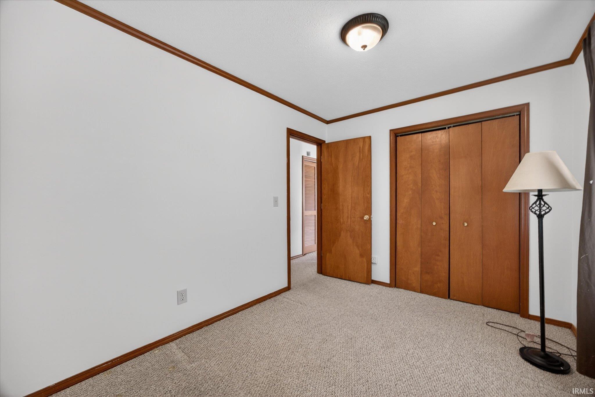 433 S Tulip Tree Court