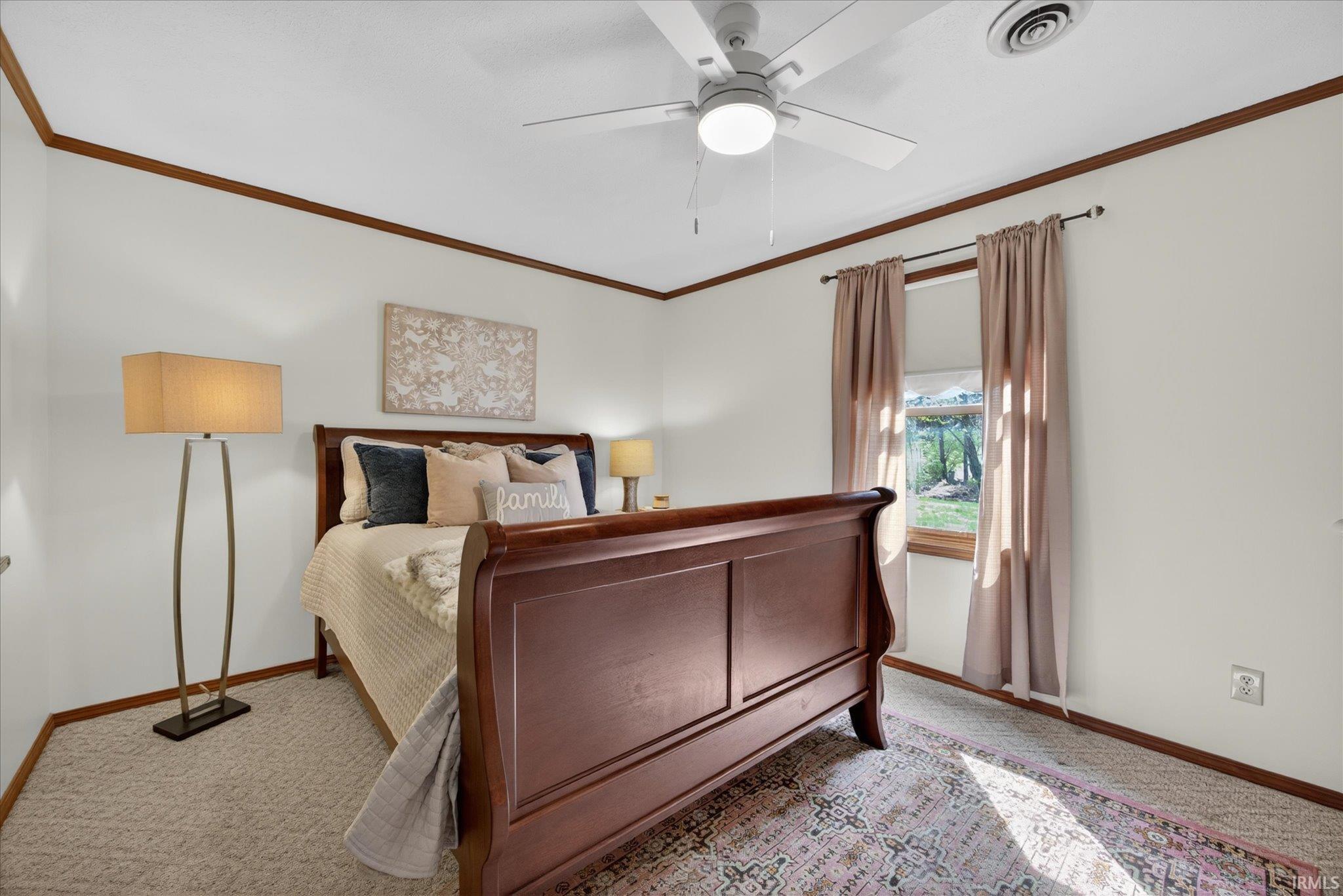 433 S Tulip Tree Court