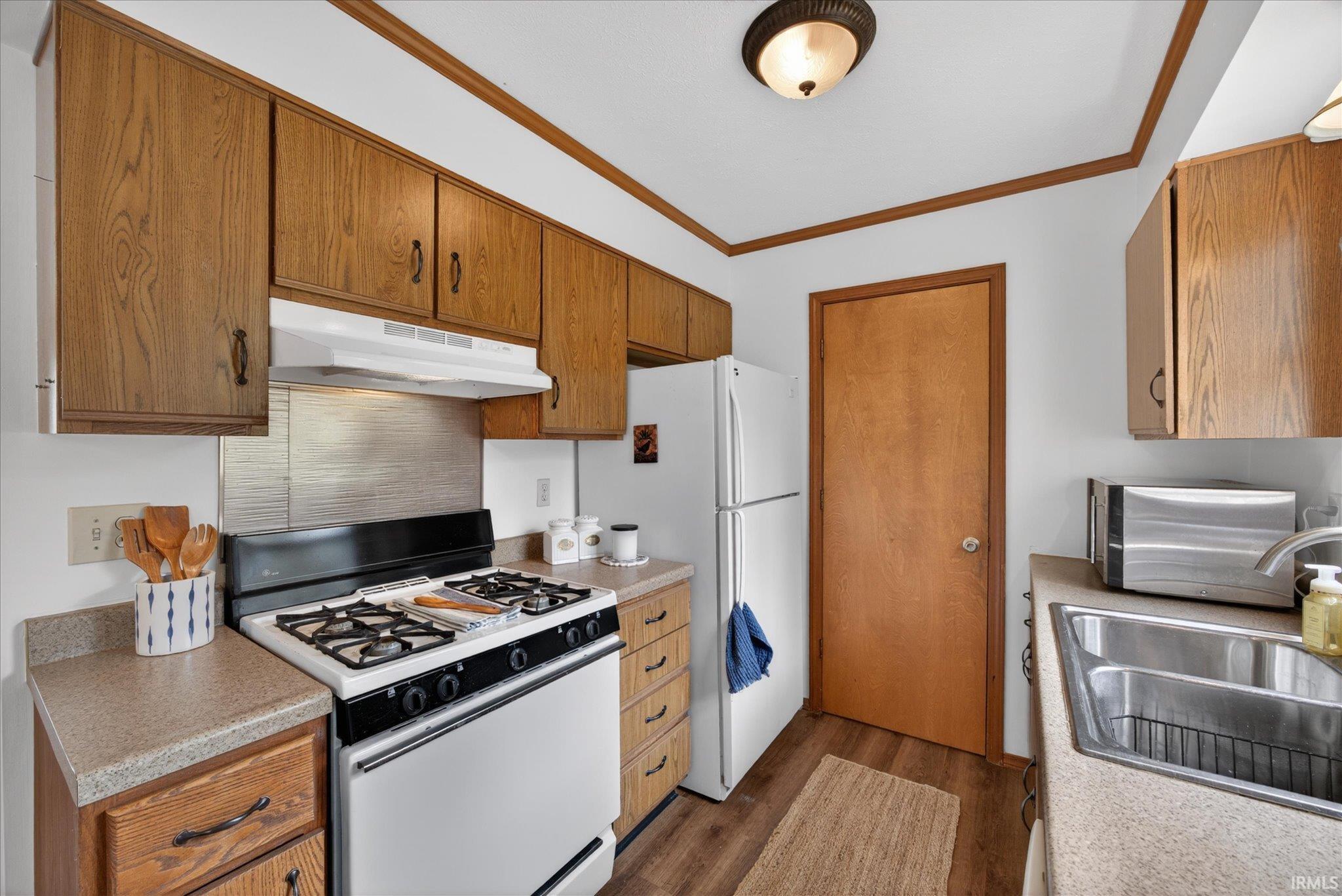 433 S Tulip Tree Court