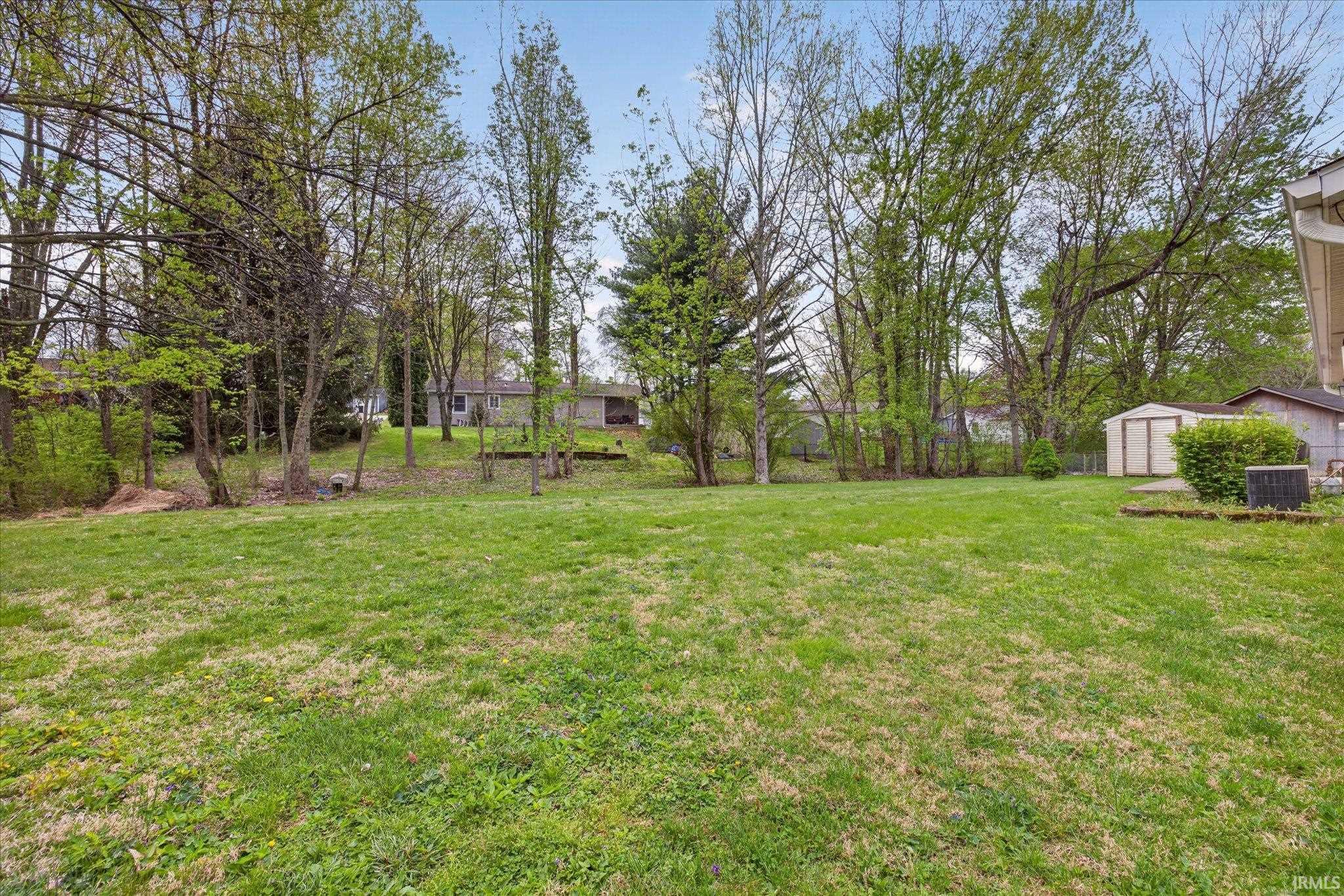 433 S Tulip Tree Court