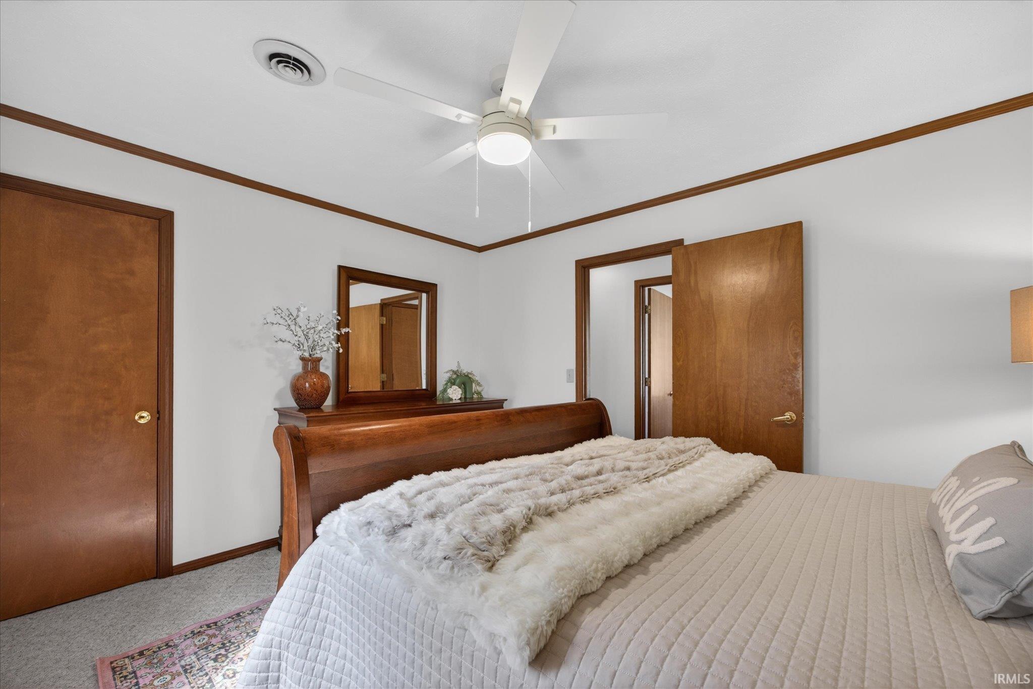 433 S Tulip Tree Court