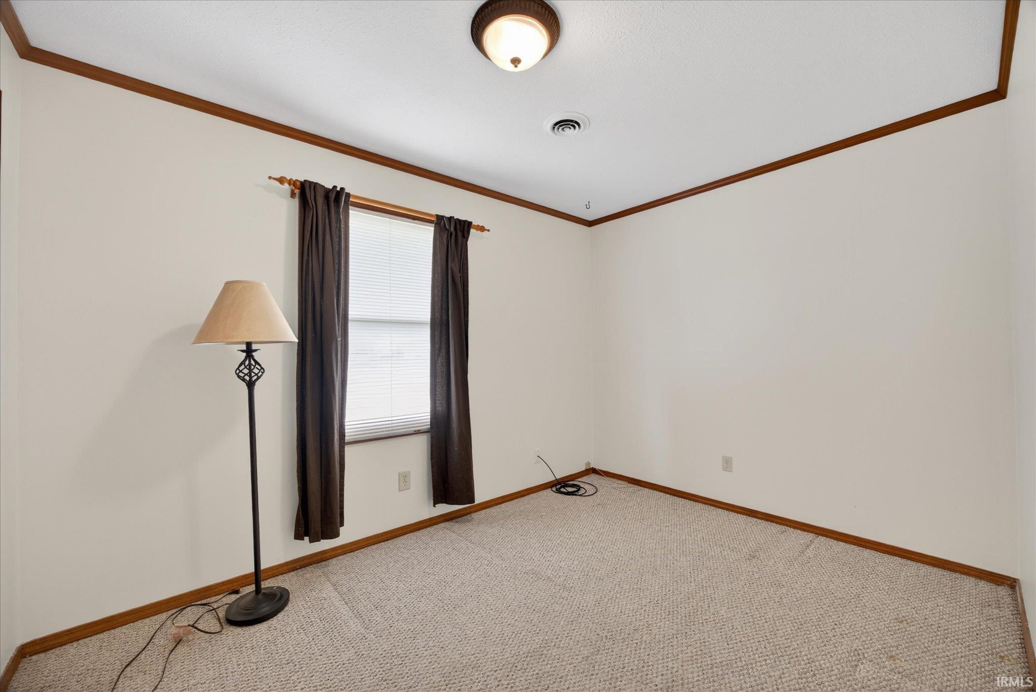 433 S Tulip Tree Court