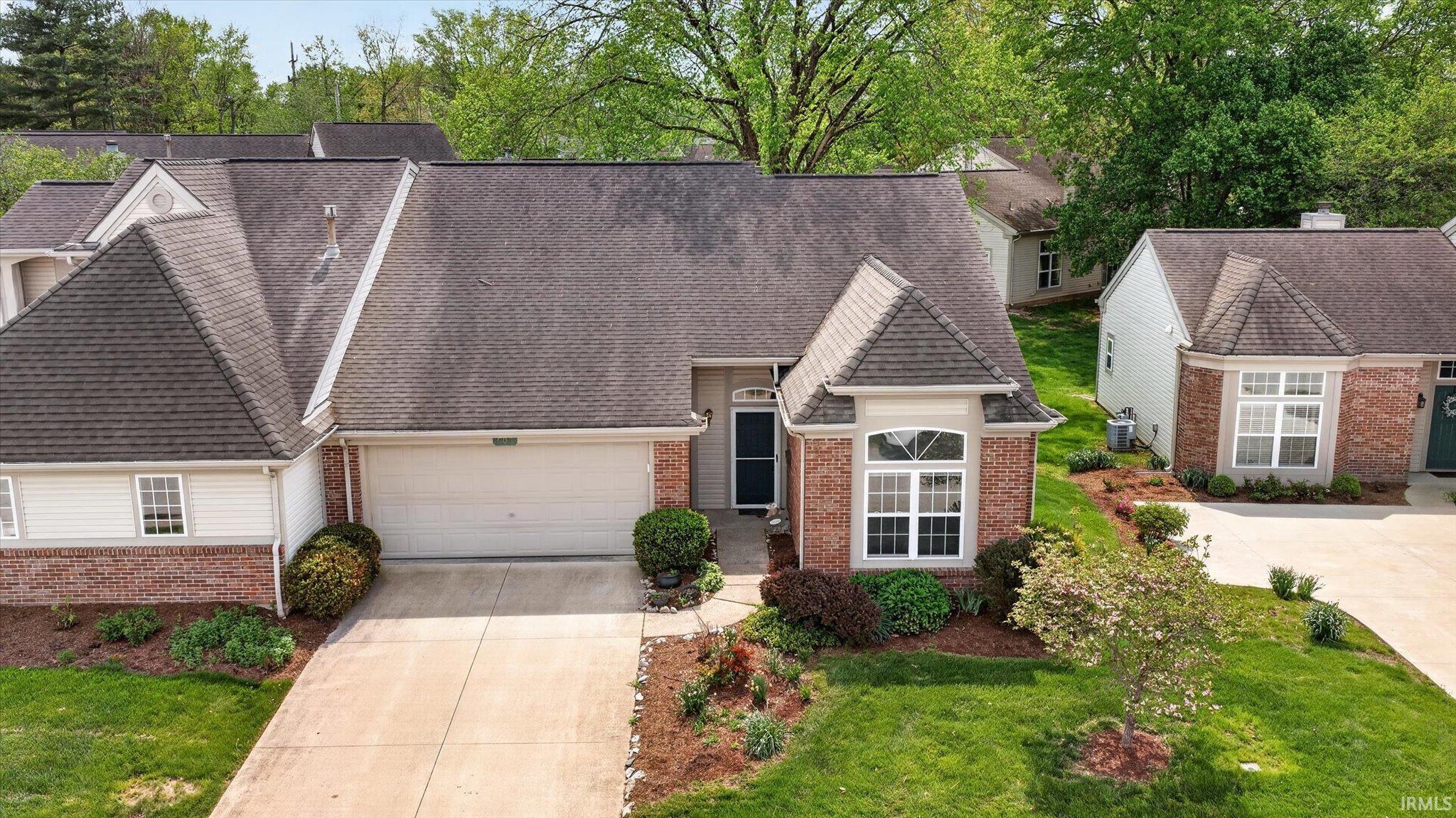 608 E Moss Creek Drive