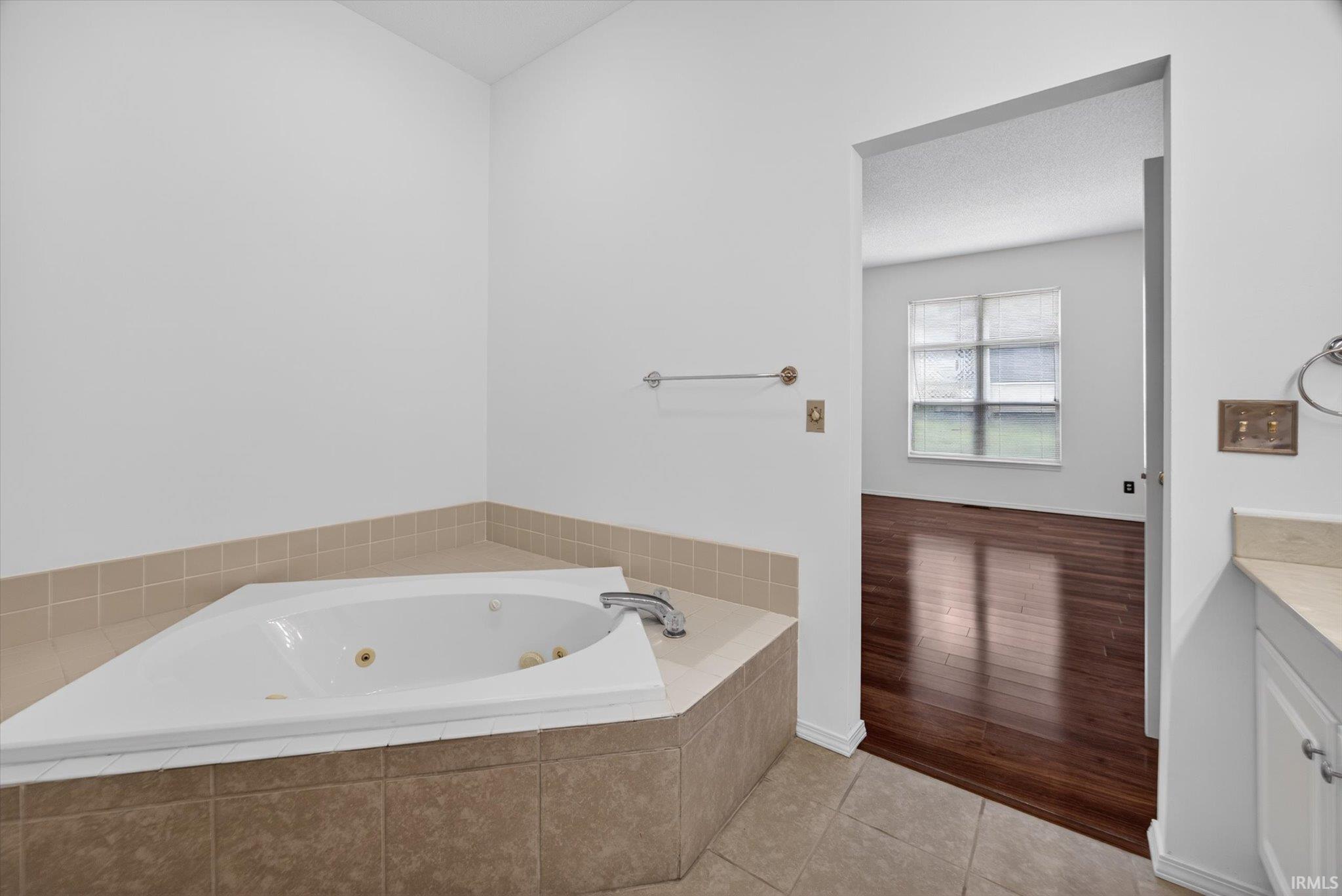 608 E Moss Creek Drive