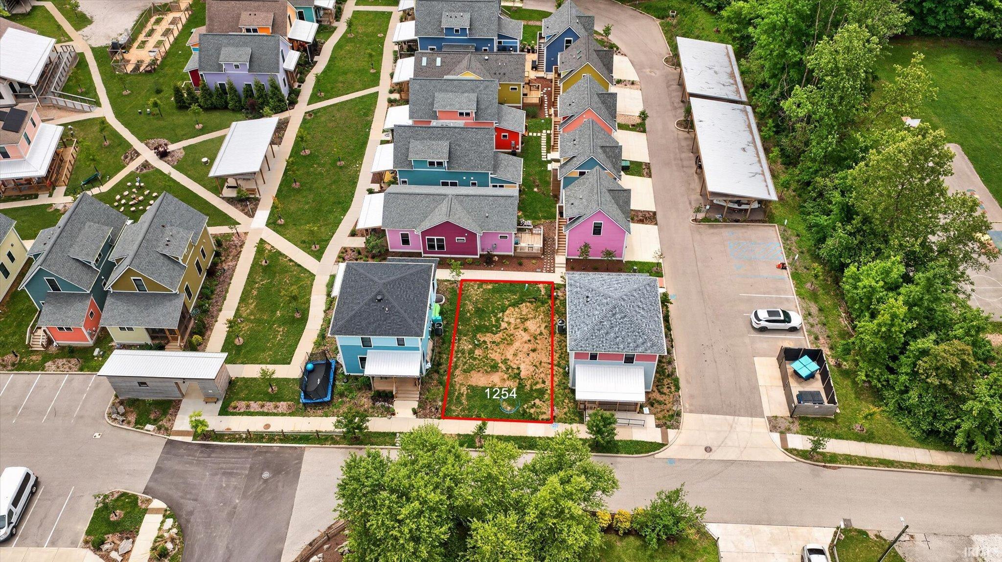 1254 E Short Street