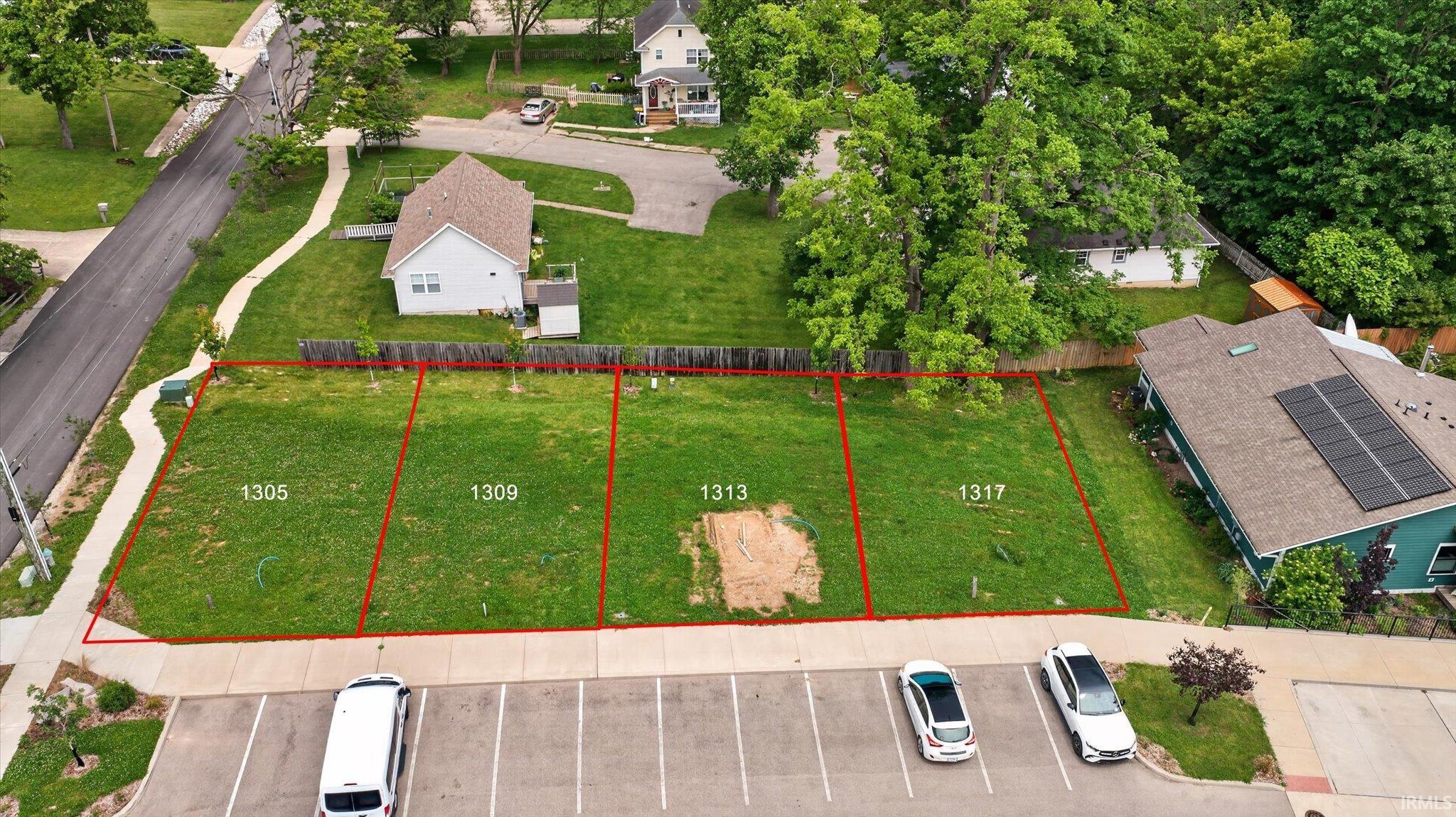 1305 E Short Street