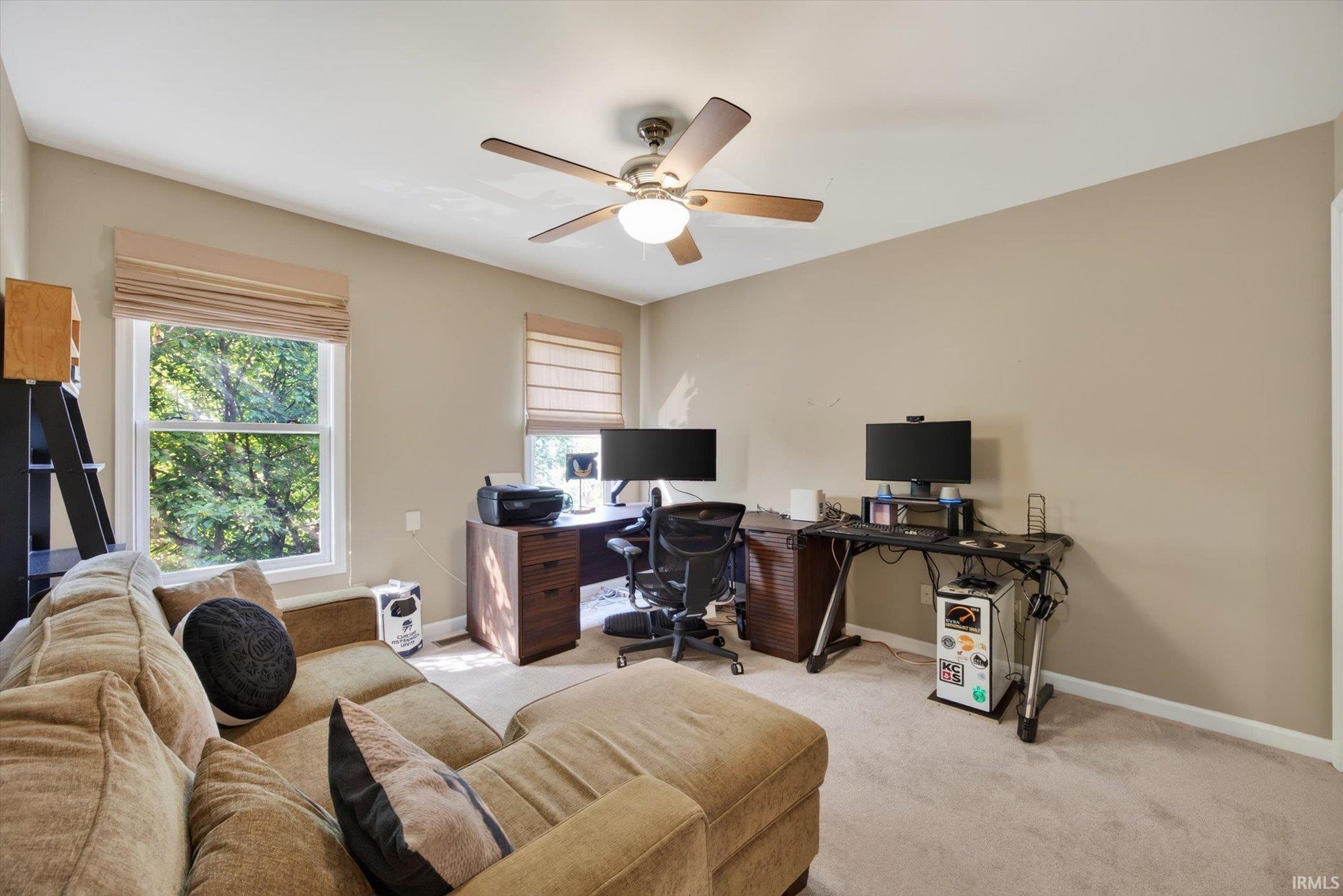 1048 E Chris Lane