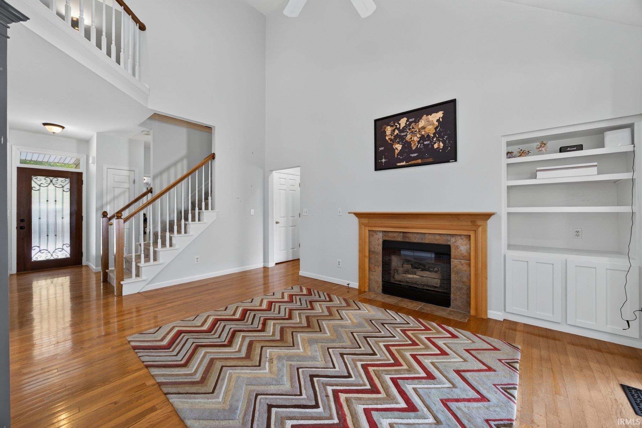 1048 E Chris Lane