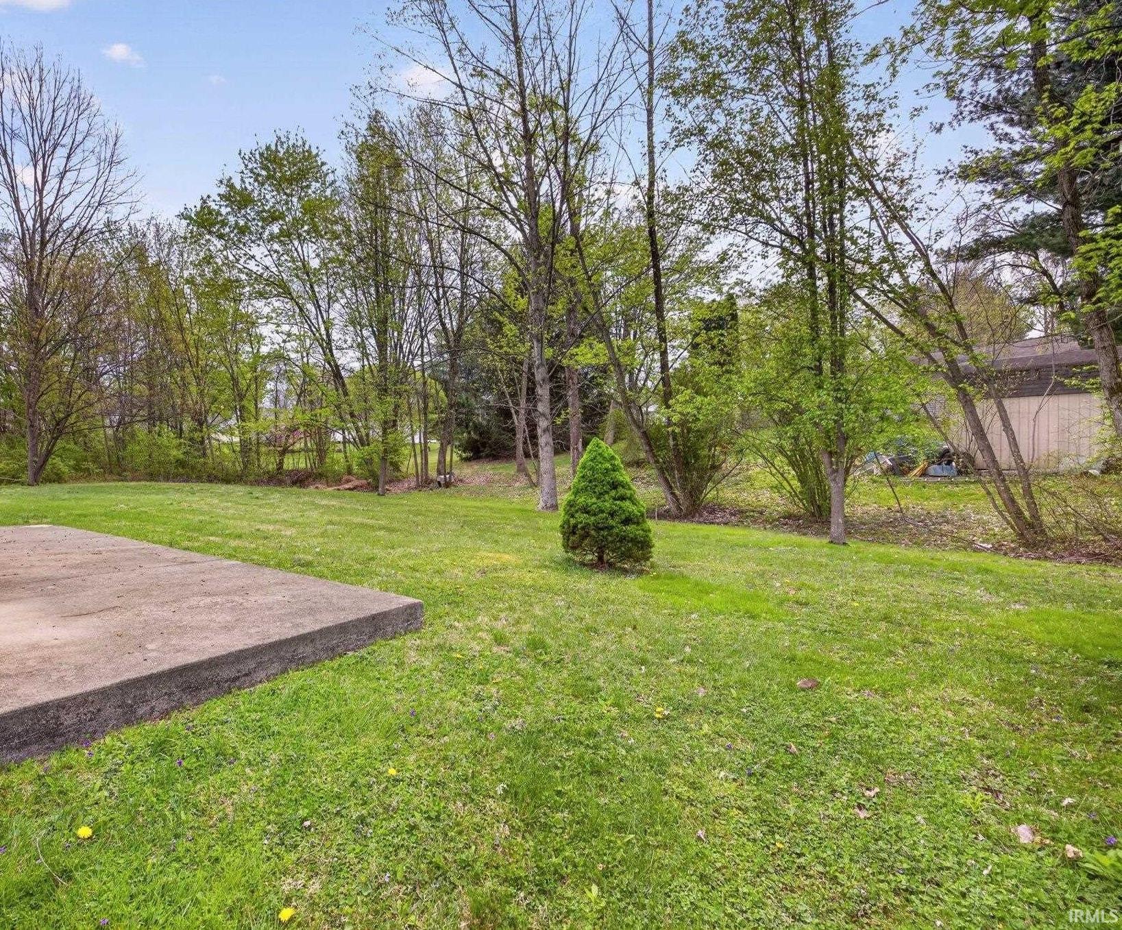 433 S Tulip Tree Court